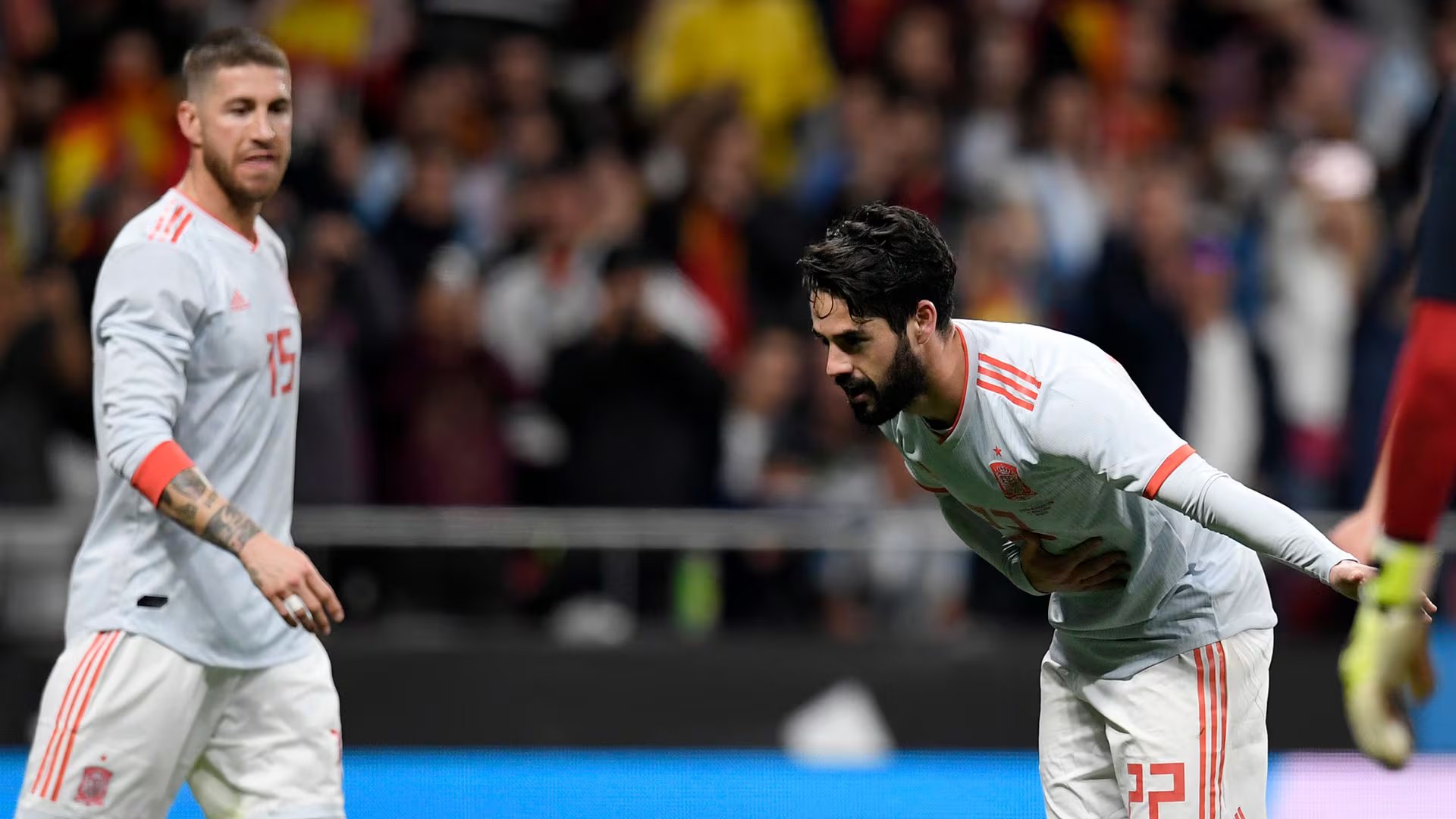 Isco celebra su gol ante Argentina (AFP)