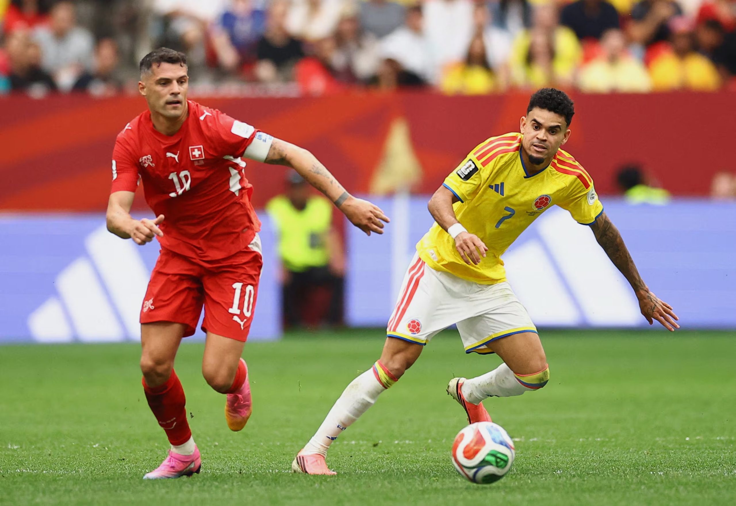 El orden suizo fue más efectivo que el talento colombiano, y los tiros penaltis sellaron la suerte del cuadro helvético-crédito Agustin Marcarian/REUTERS