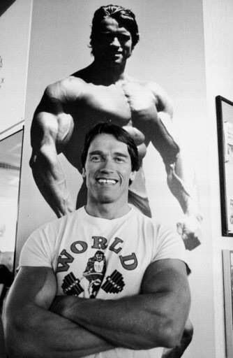 El siete veces campeón de Mr. Olympia asegura que la constancia diaria es el verdadero secreto para mantenerse activo con el paso de los años (alliance/dpa/AP Images)