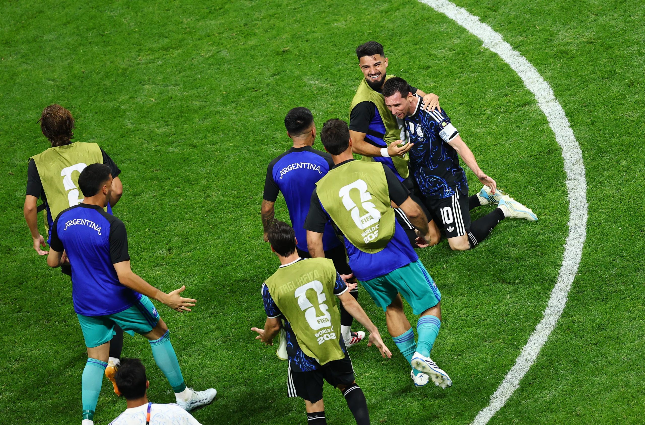 Messi celebra con emoción la clasificación a la segunda final del Mundial consecutiva (REUTERS/Carlos Barria)