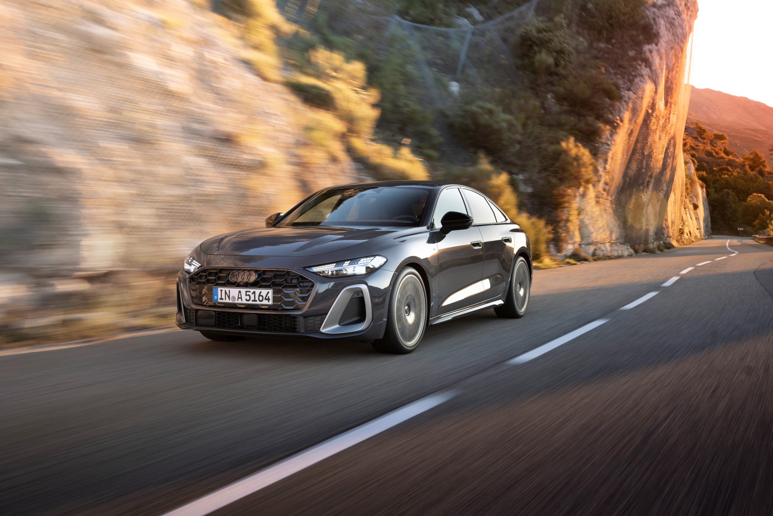 El Audi A5 híbrido incorpora un sistema híbrido ligero de 48 voltios que contribuye a la eficiencia energética del vehículo. (Foto: Audi)