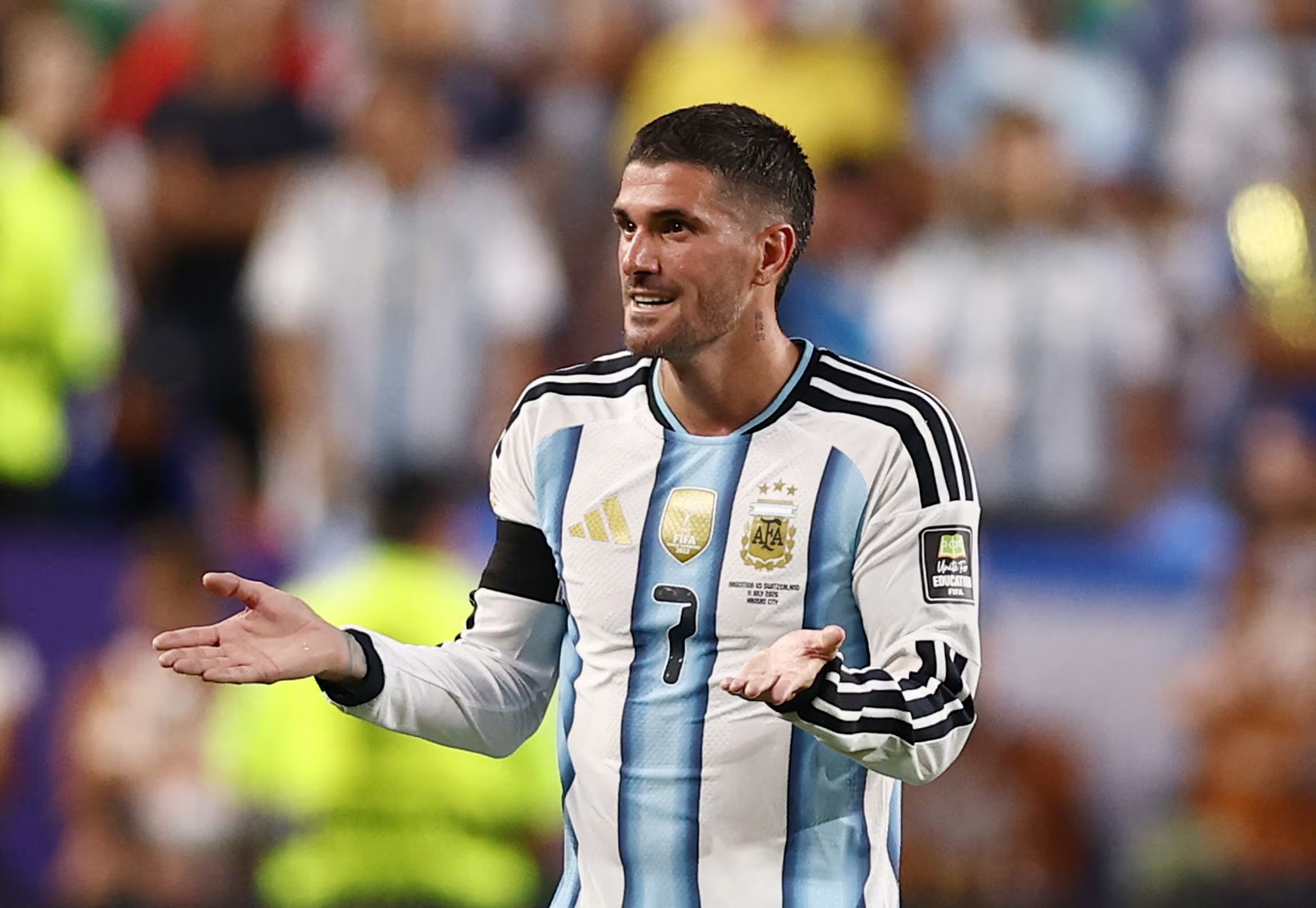 Rodrigo De Paul podría salir del equipo titular en la semifinal ante Inglaterra (REUTERS/Lee Smith)