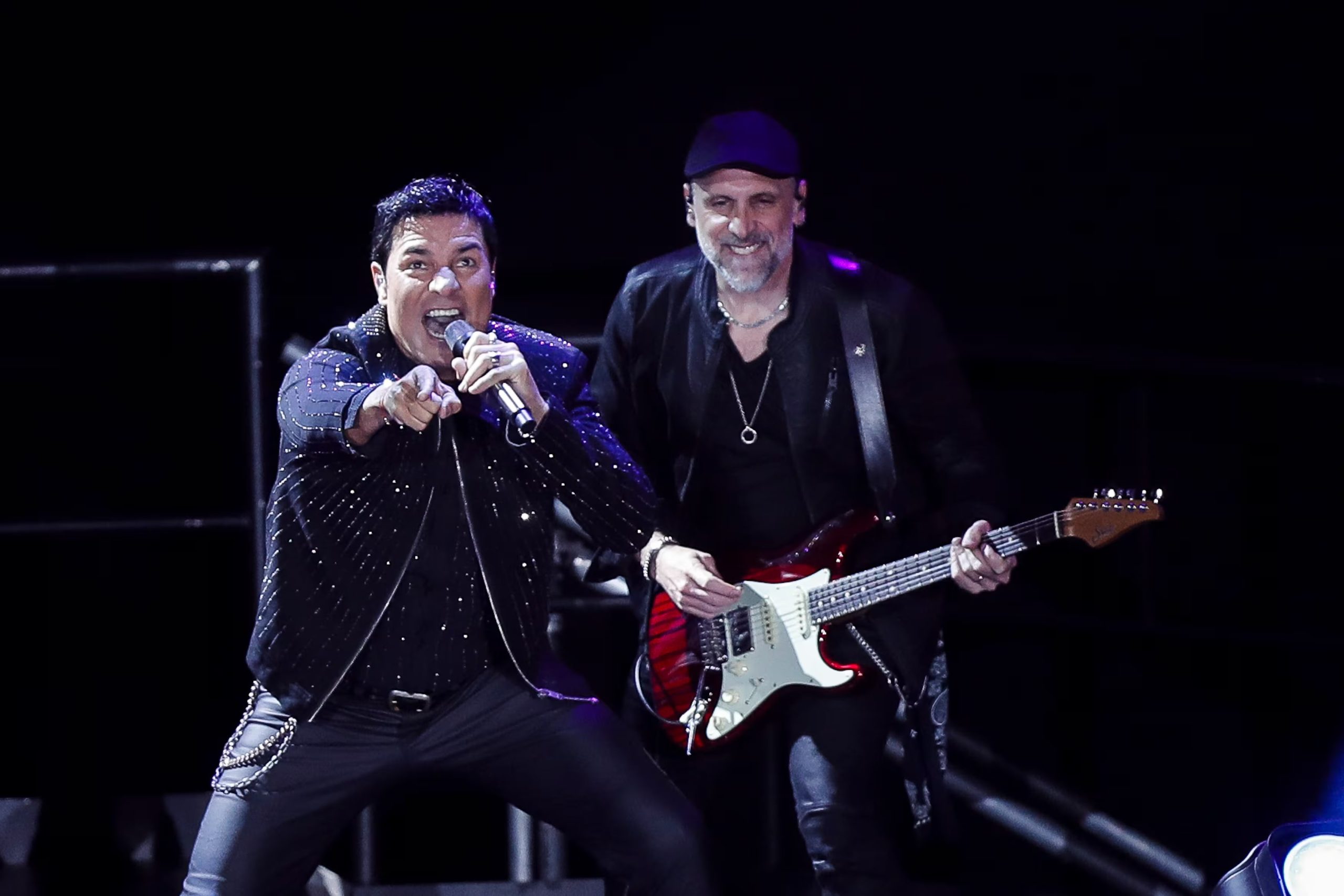Chayanne se reinventó en varias oportunidades a lo largo del siglo XXI, adaptándose al éxito del reguetón en los últimos años - crédito Isaac Esquivel/EFE

