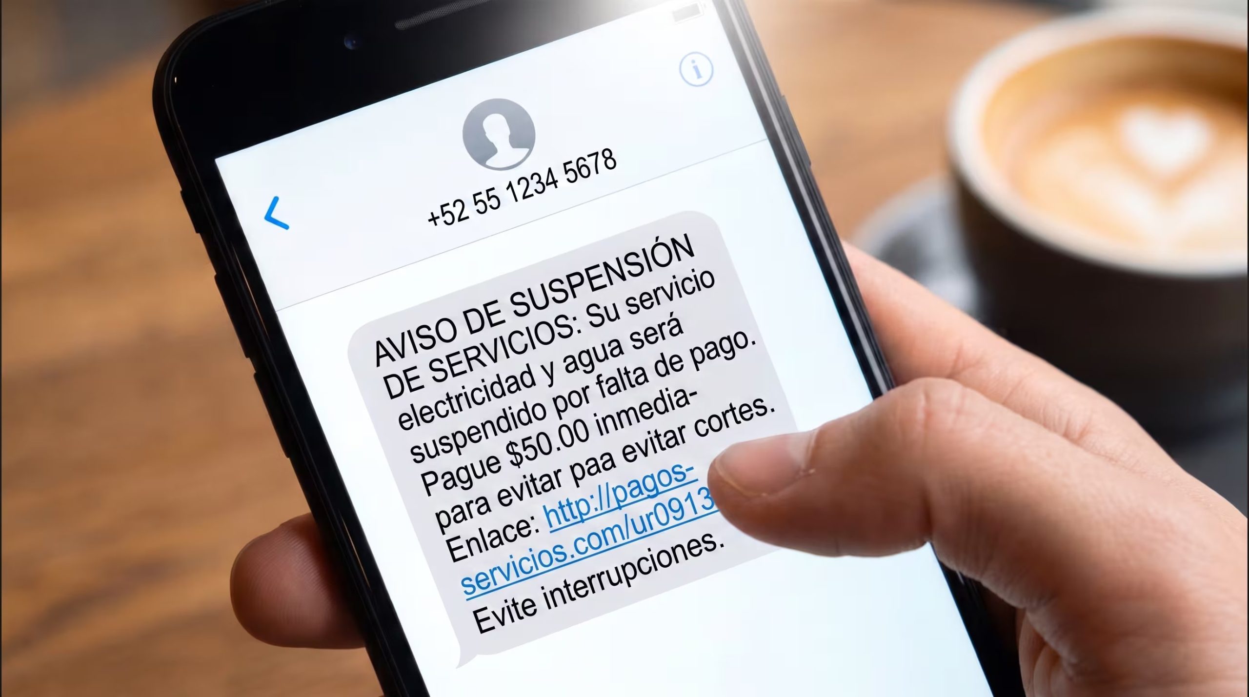 Los ciberdelincuentes también usan el smishing con avisos sobre paquetes no entregados o reservas de hotel canceladas para captar datos personales. (Imagen Ilustrativa Infobae)