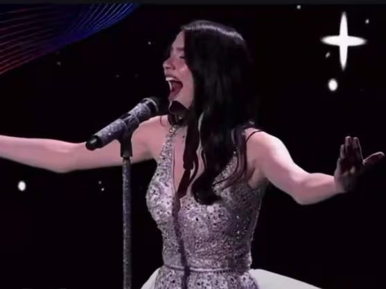 La cantante madrileña Amalia Martos en Operación Triunfo USA. (Telemundo)