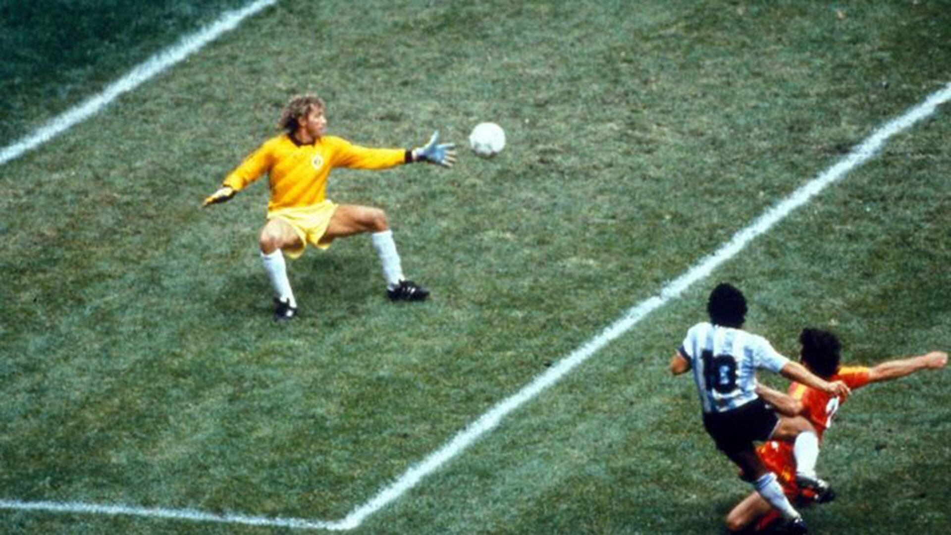 El segundo gol de Diego a Bélgica en México 86