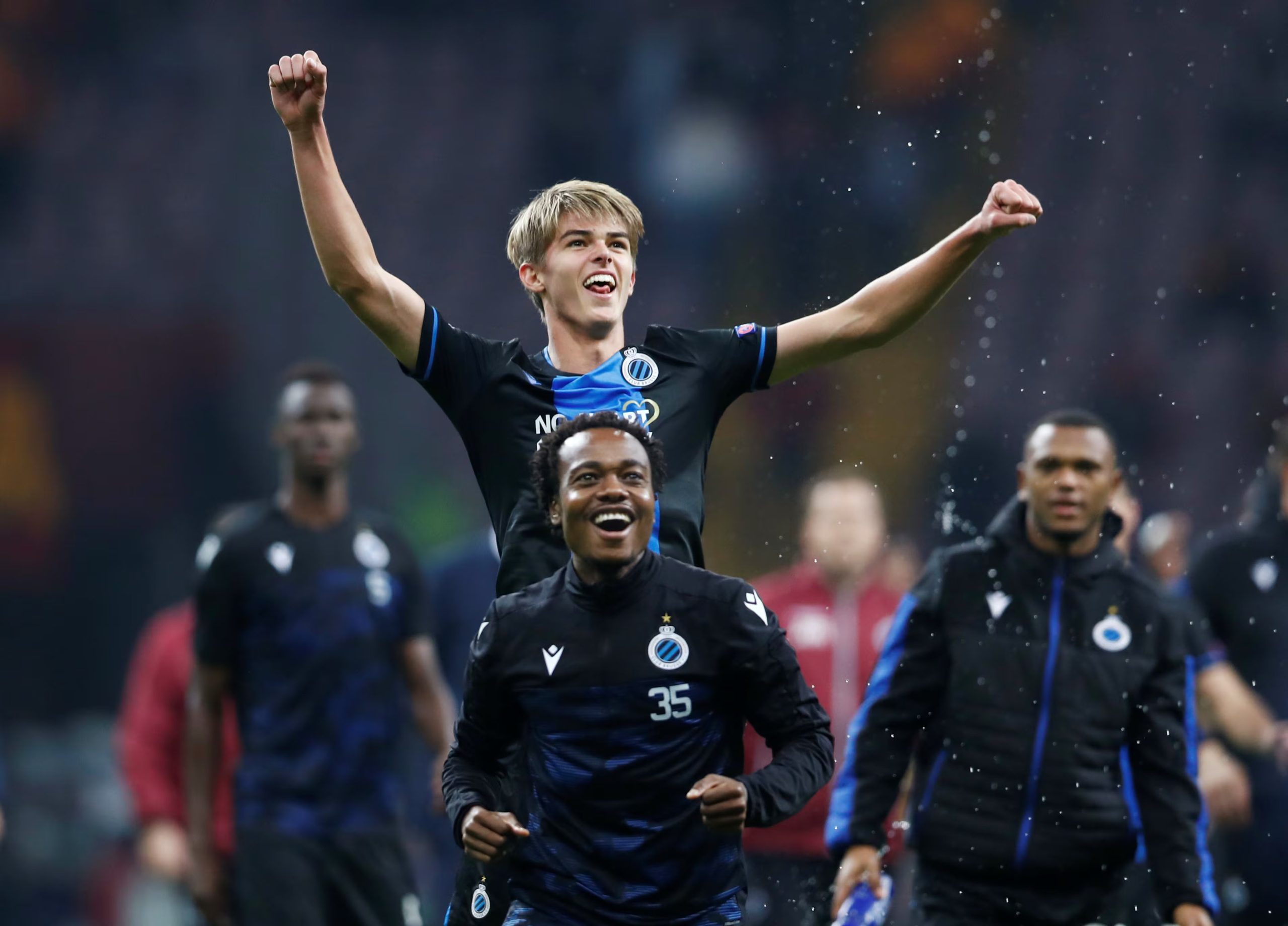 De Ketelaere ingresó en la academia del Club Brugge a los siete años, trabajó como recogepelotas del primer equipo y debutó como profesional a los 18 ante el Francs Borains en la Copa de Bélgica (REUTERS/Murad Sezer)