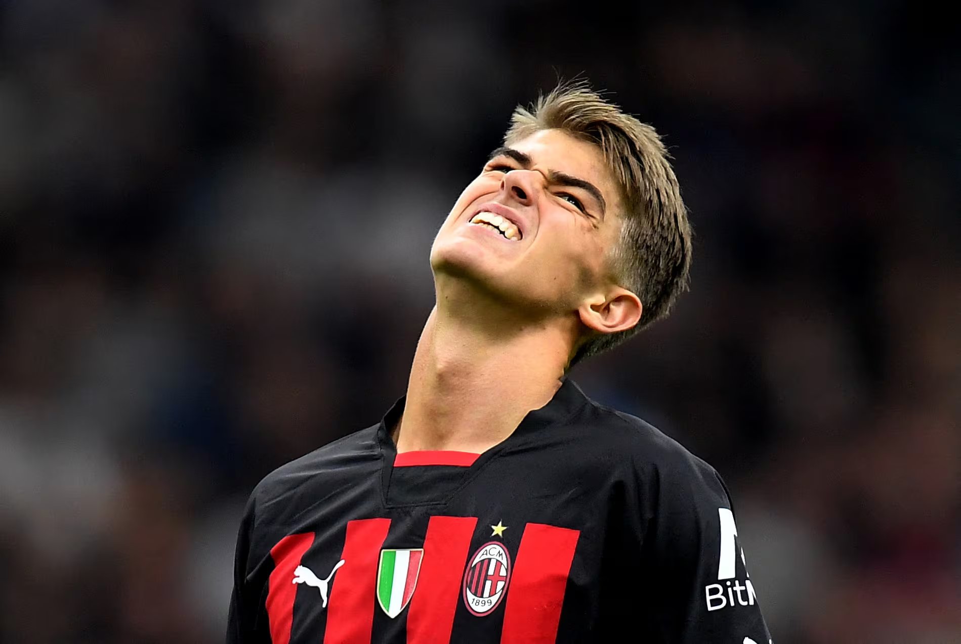 En 40 partidos con el AC Milan, De Ketelaere no marcó un solo gol en la Serie A, hasta que una cesión al Atalanta en 2023 cambió el rumbo de su carrera (REUTERS/Daniele Mascolo)