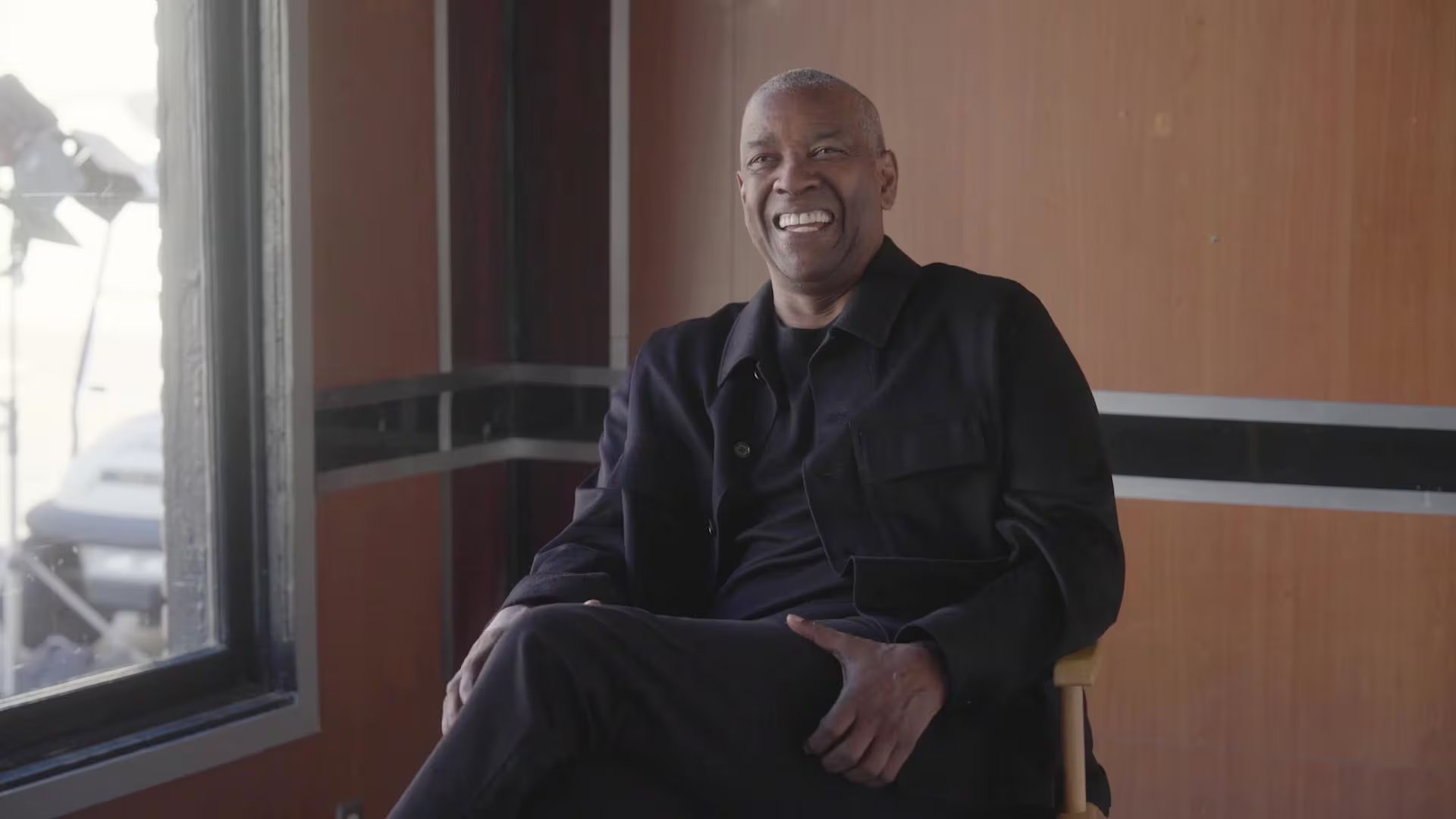 La juventud de Denzel Washington estuvo marcada por desafíos y la firme decisión materna que lo apartó de un entorno adverso (Captura de video)