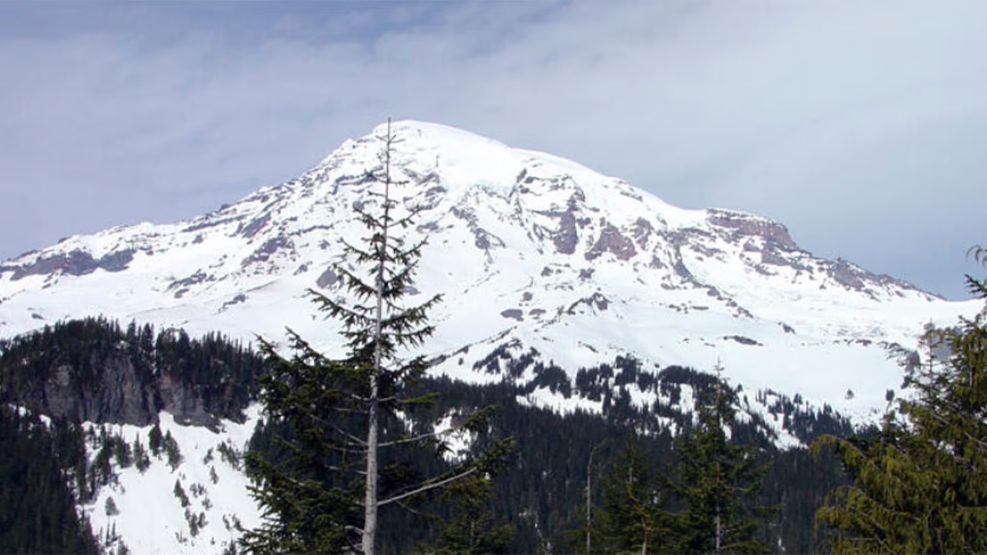 El Monte Washington, en New Hampshire, se considera una de las montañas más peligrosas de Norteamérica pese a sus 1.916 metros de altura
(Crédito: USGS)