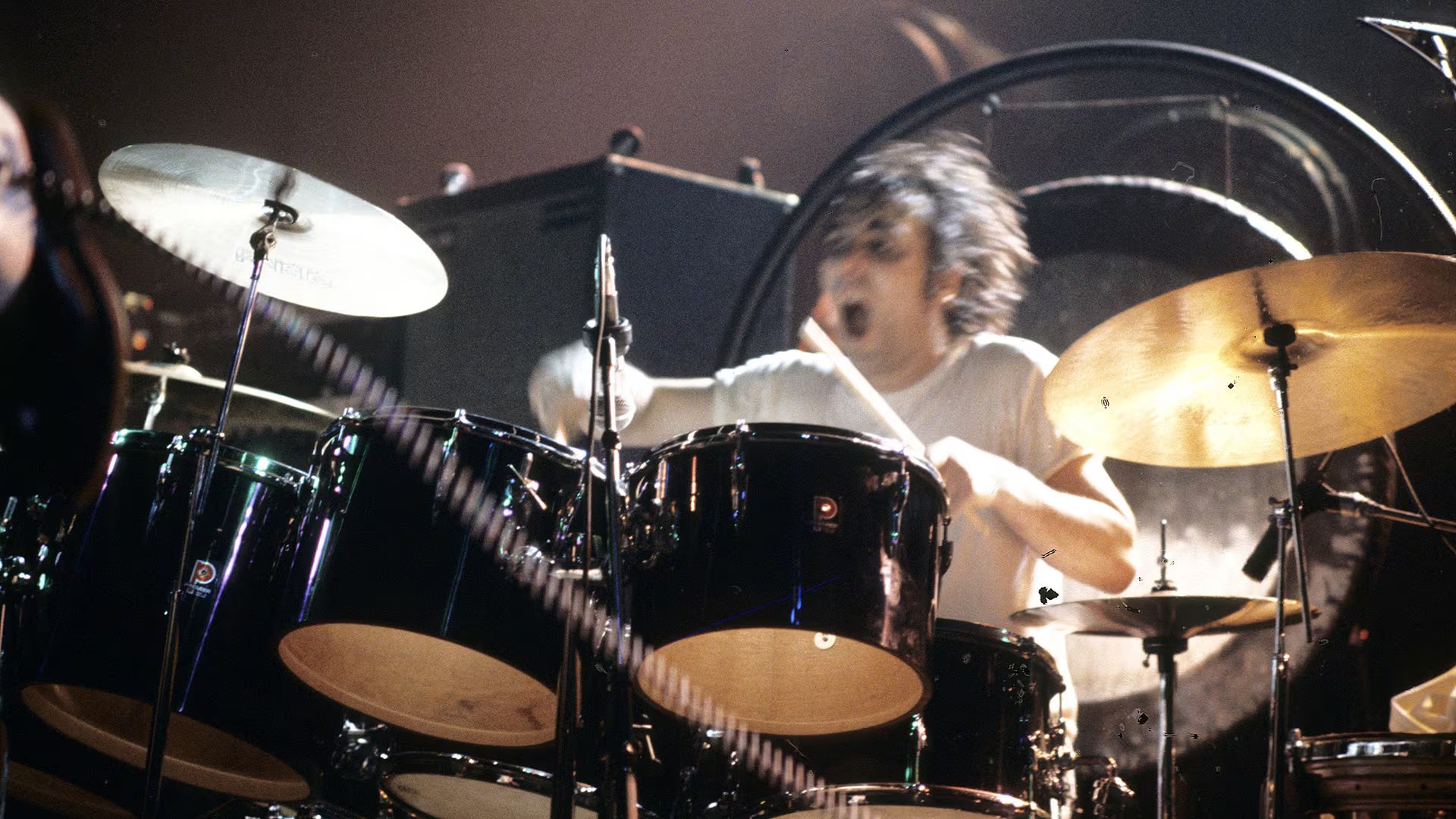 Fechas, distancias y edades siembran dudas sobre la posibilidad real del encuentro entre el legendario baterista y el futuro líder de Nirvana (Photo by Anwar Hussein/WireImage)