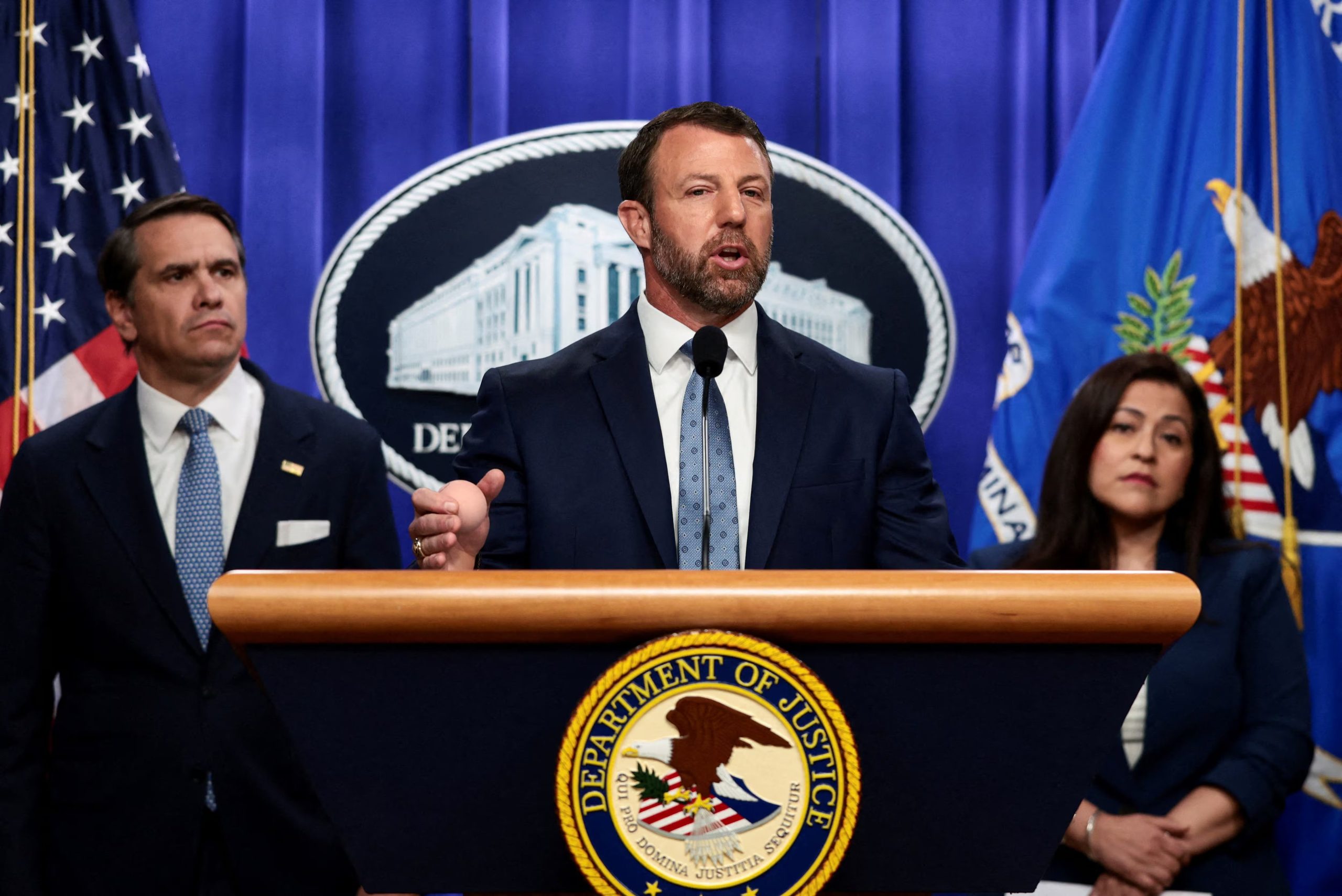 Markwayne Mullin sostuvo que la Copa del Mundo activó la mayor operación antidrones para un evento deportivo en Estados Unidos (REUTERS/Evelyn Hockstein)