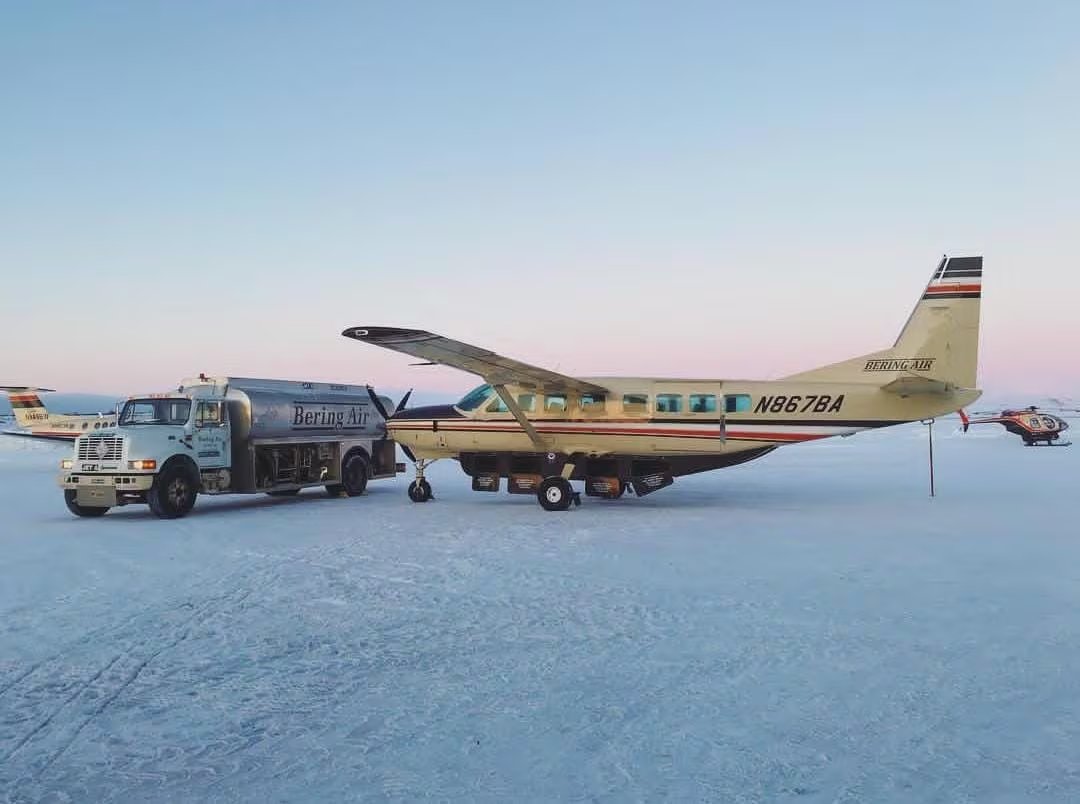 La investigación determinó que el avión excedía el peso permitido para operar en condiciones de hielo durante la aproximación a Nome (Crédito: IG/bering.air)