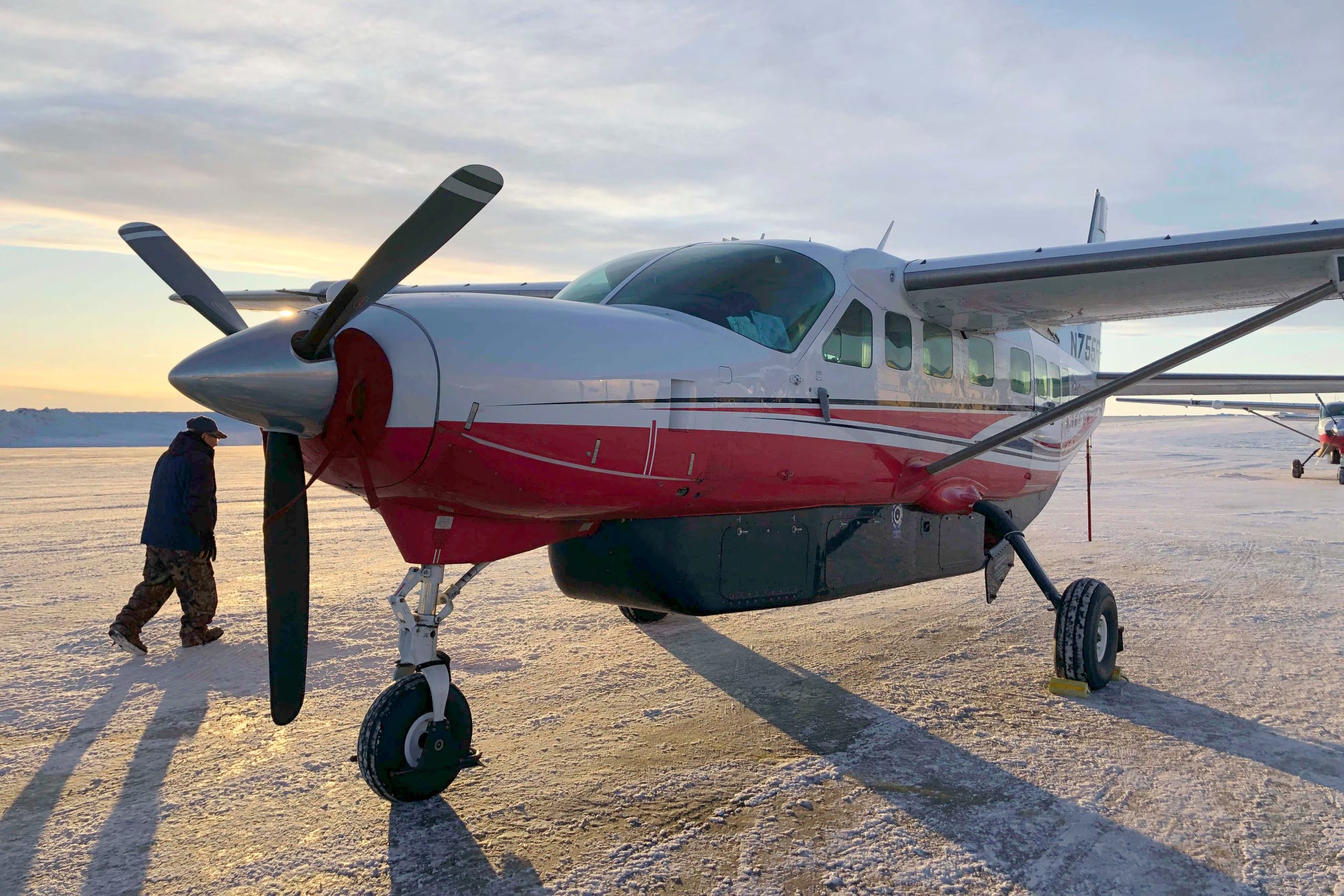 La NTSB recomendó a la FAA capacitar a pilotos de vuelos chárter y taxis aéreos sobre prevención y recuperación de pérdida de control en vuelo (AP)