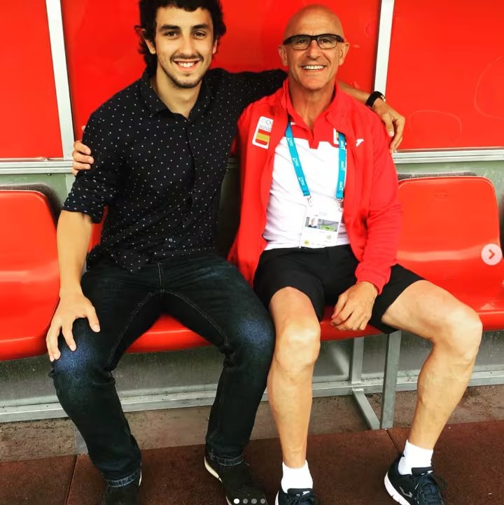 Luis de la Fuente con su hijo Alberto en una imagen de redes sociales. (Instagram @3_delafuente)