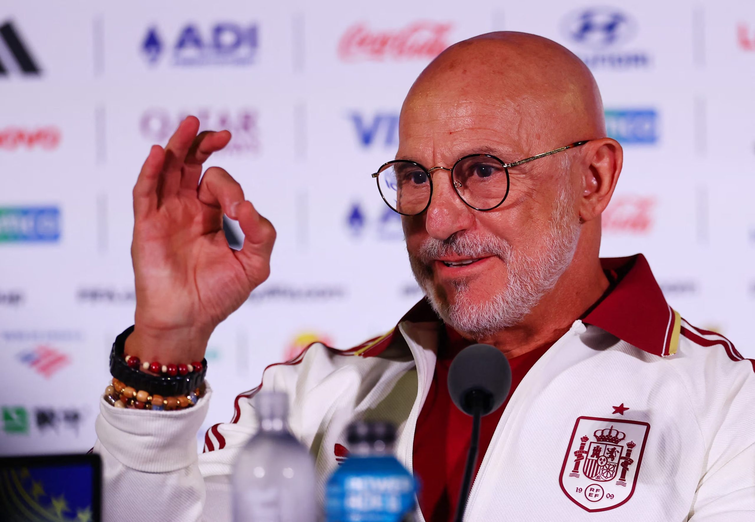 l seleccionador de España, Luis De La Fuente, durante la rueda de prensa. REUTERS/Matthew Childs
