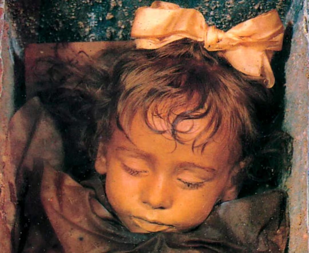 El cuerpo de Rosalía está depositado en las catacumbas de los Capuchinos de Palermo
