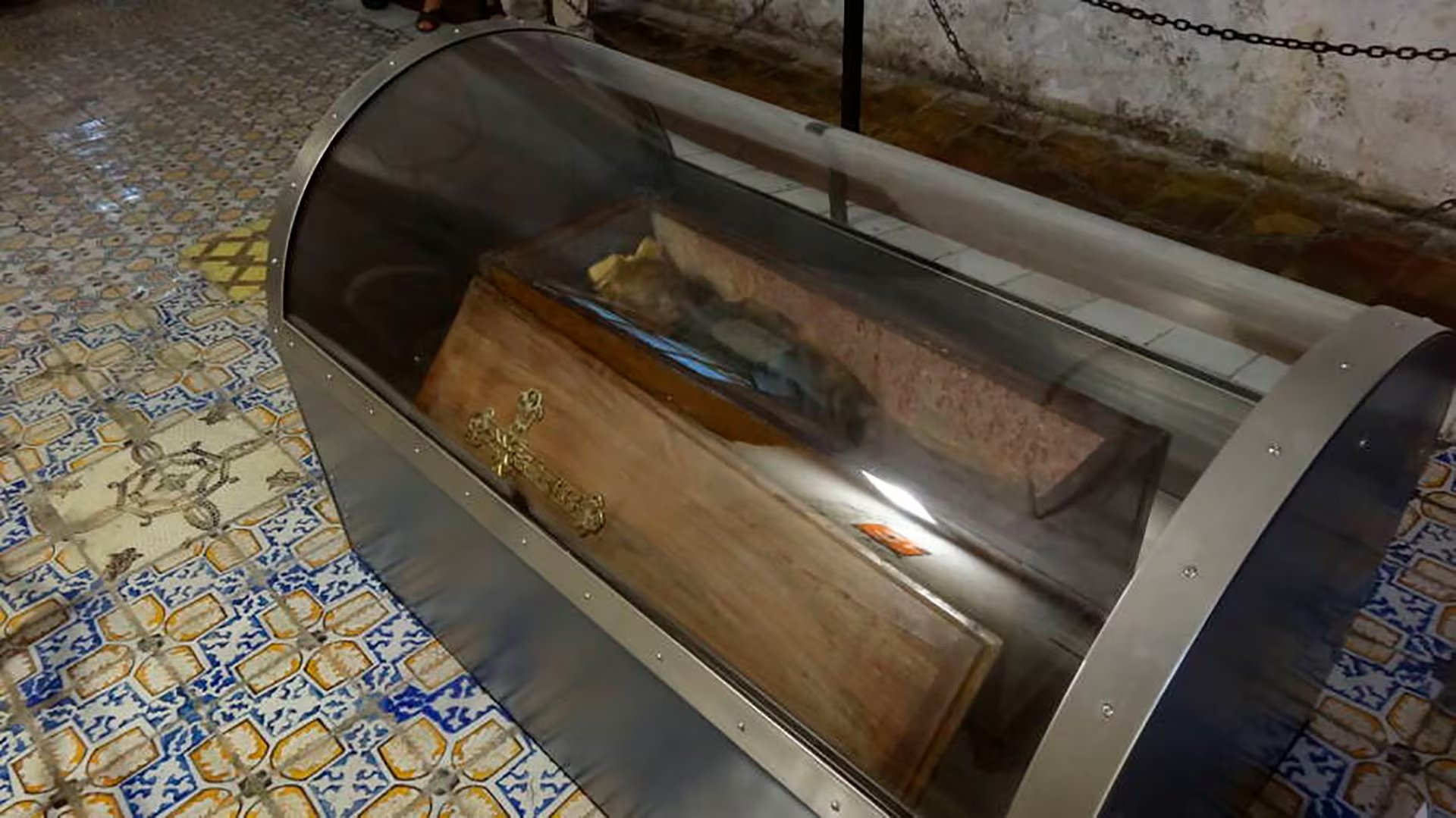Hace algunos años, el cuerpo de Rosalía fue sometido a estudios de rayos X