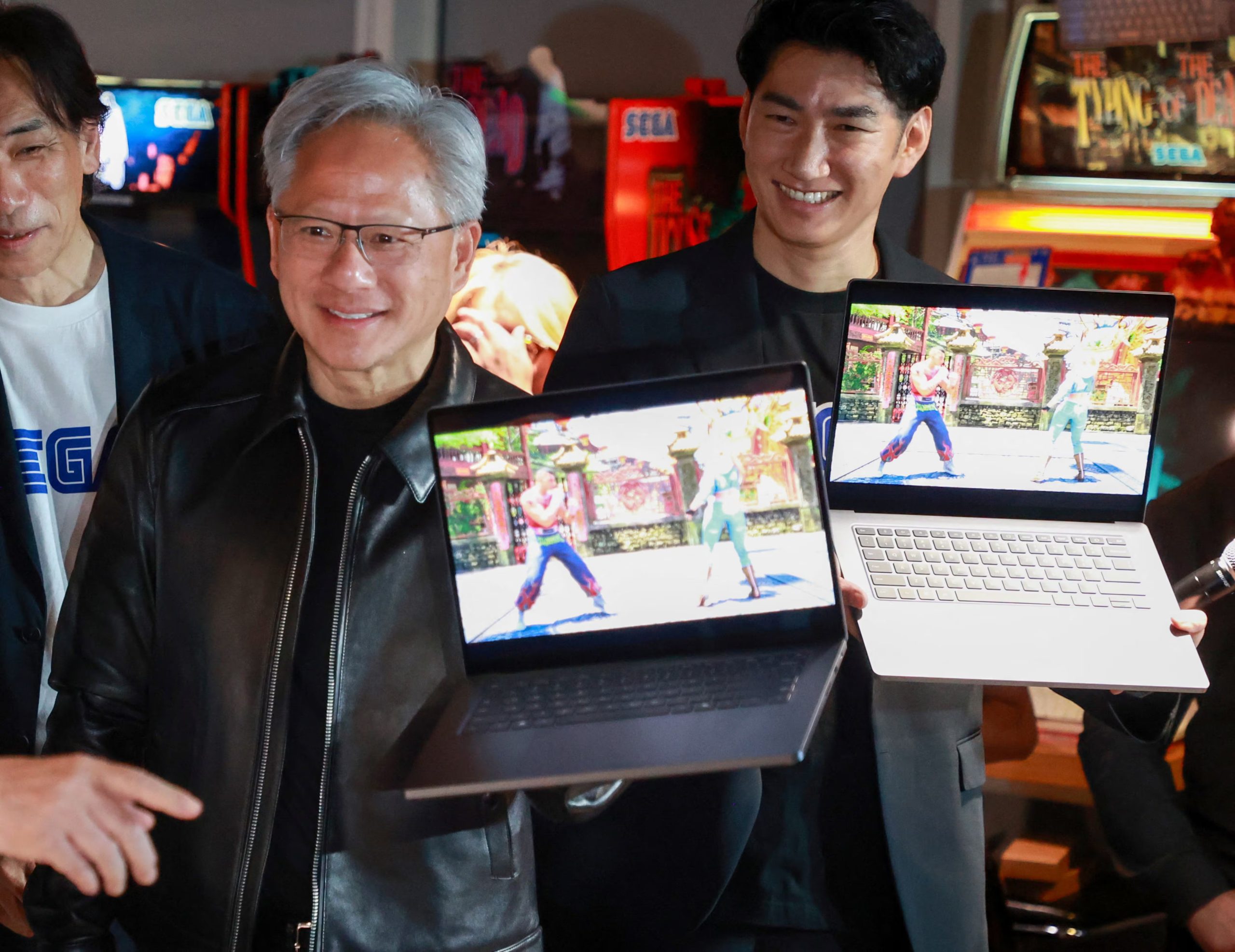Huang relató que la honestidad en la negociación con SEGA permitió a NVIDIA recibir un pago parcial, clave para evitar el cierre de la empresa (REUTERS)