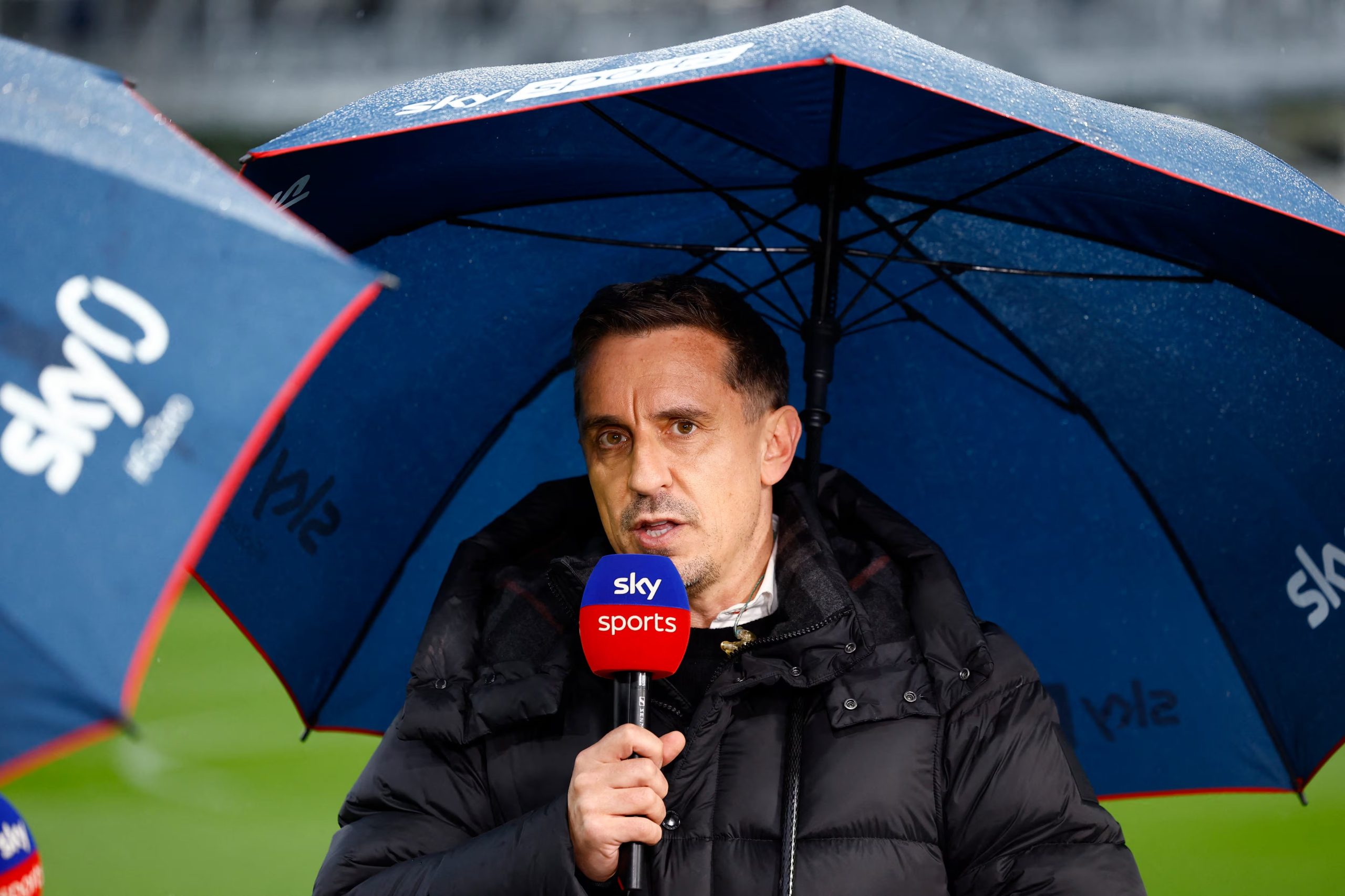 Gary Neville es analista deportivo de la cadena Sky Sports