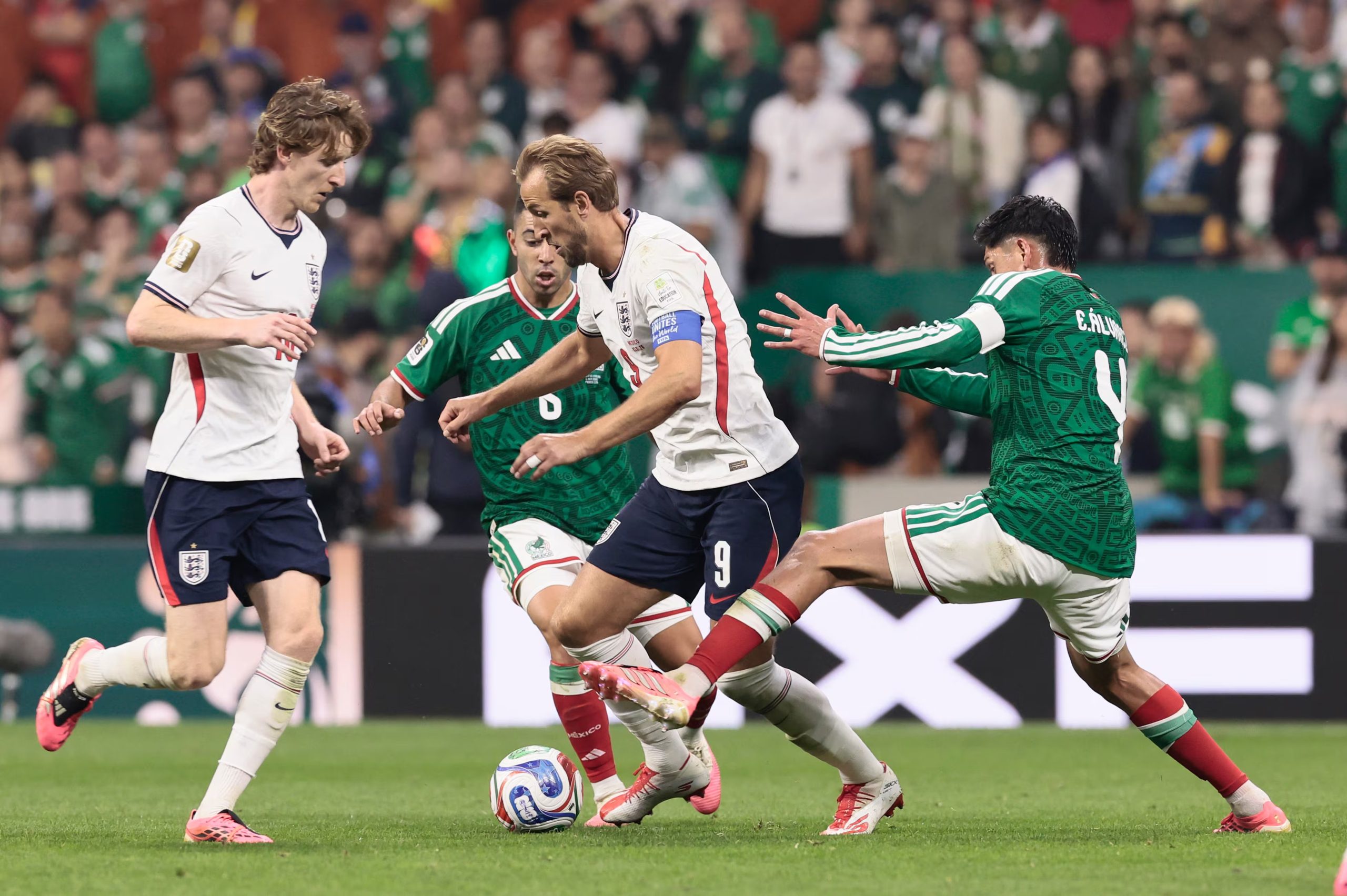 El partido entre Inglaterra y México de octavos de final del Mundial fue el segundo mejor puntuado según el ranking que elaboró un sitio de series y películas (EFE/ José Méndez)
