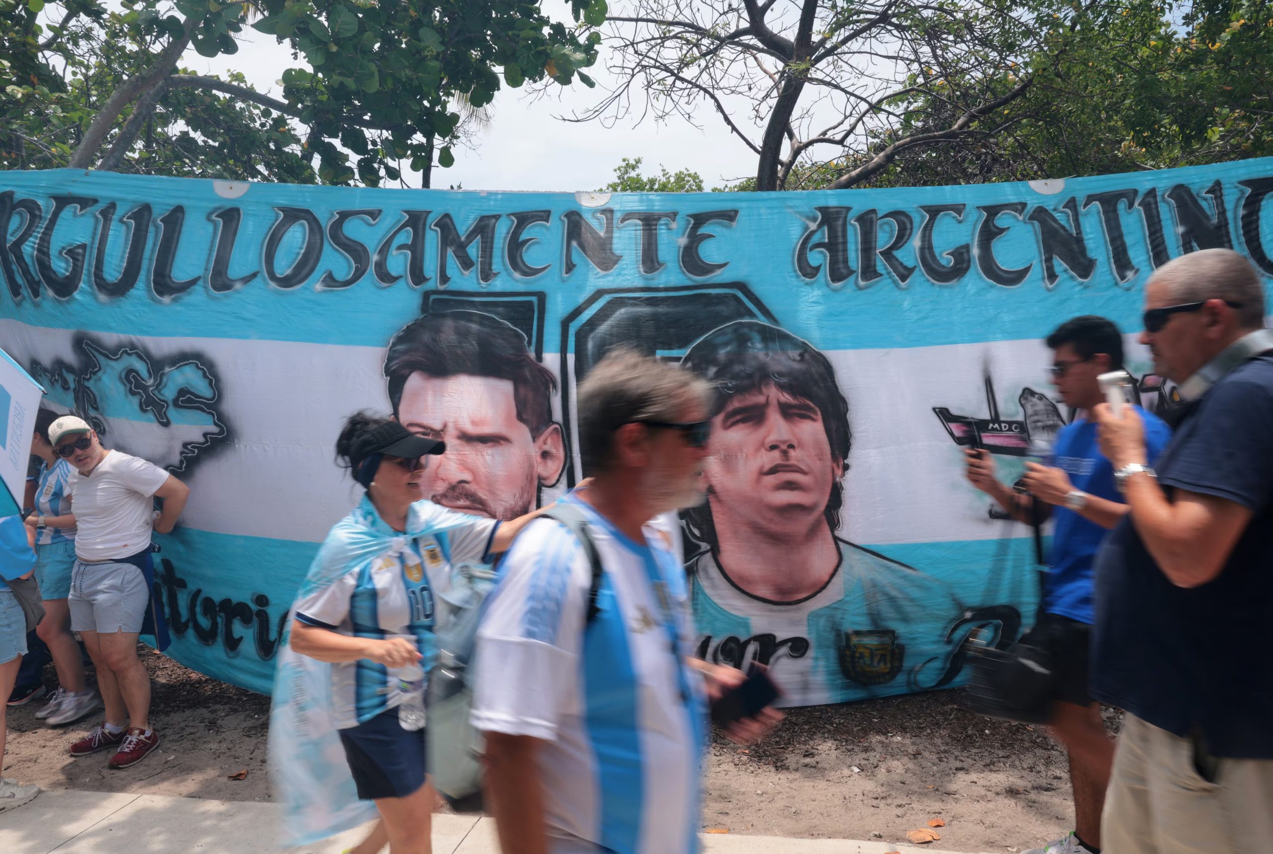 Diego Armando Maradona, presente en el banderazo (REUTERS/Sam Navarro)
