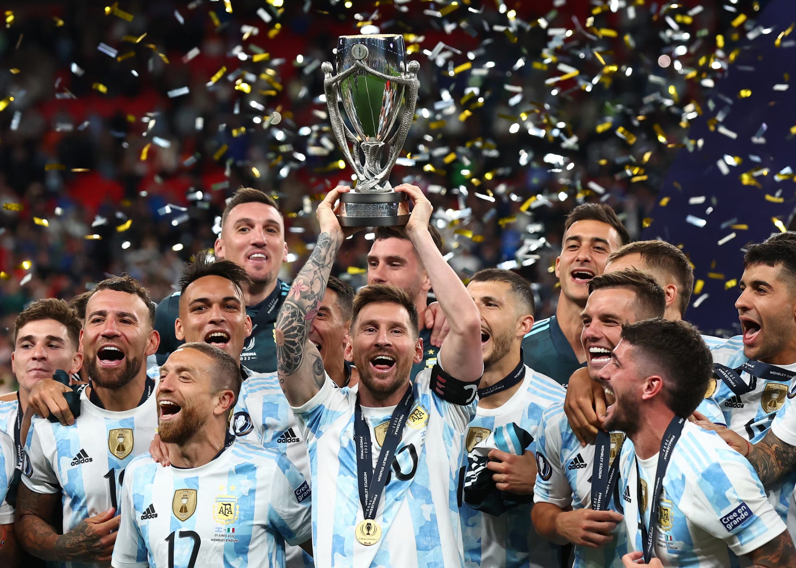 Argentina se coronó en la Finalissima 2022 tras superar a Italia (REUTERS/David Klein)