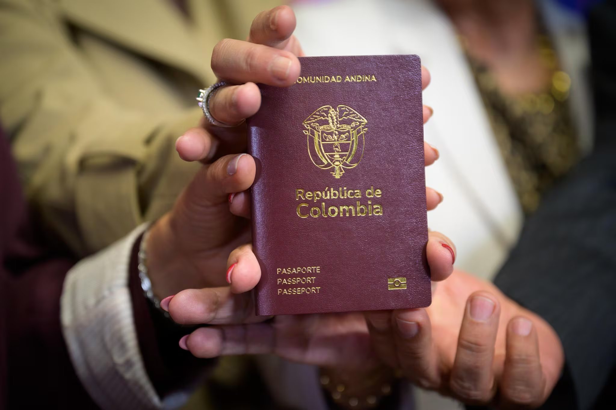 Omar Bula Escobar criticó sistema de pasaportes heredado y advirtió solución prolongada para restablecer la confianza - crédito Presidencia de la República de Colombia