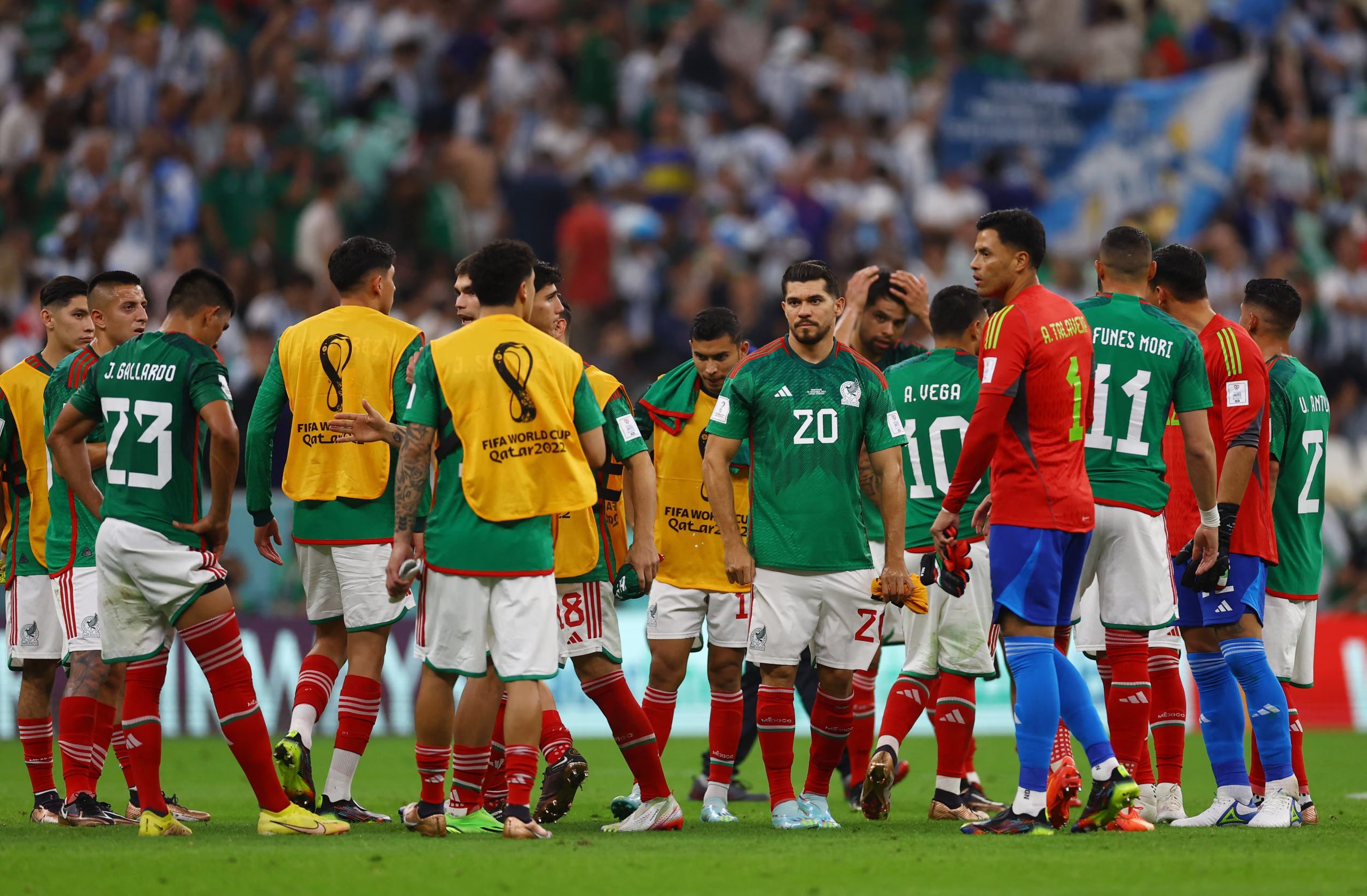 Soccer Football - FIFA World Cup Qatar 2022 - Group C - Argentina v Mexico - Lusail Stadium, Lusail, Qatar - November 26, 2022 Mexico players look dejected after the match REUTERS/Kai Pfaffenbach