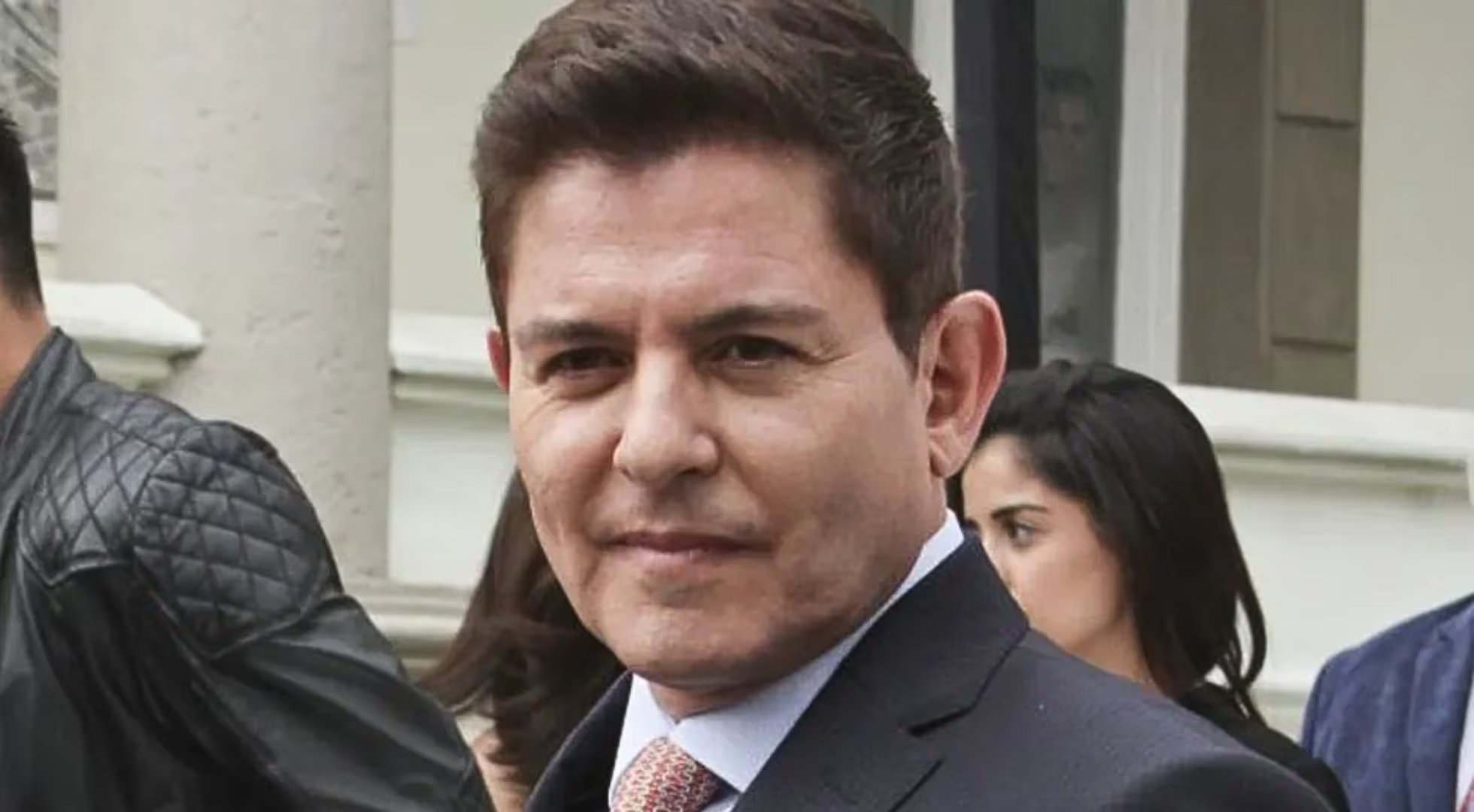 Usuarios de redes critican la actitud de Ernesto Laguardia en viral encuentro con reportero (Cuartoscuro)