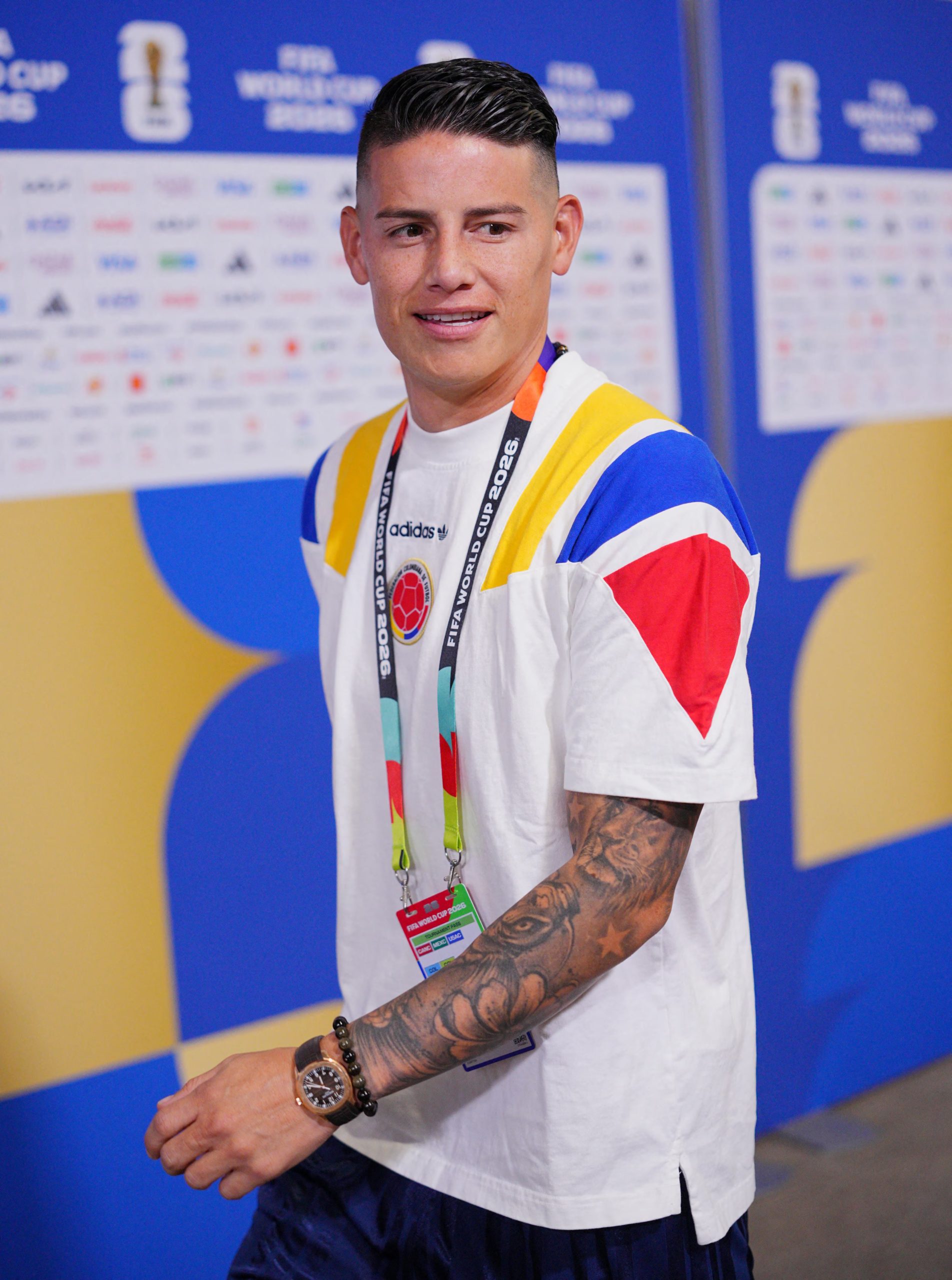 James Rodríguez saliendo del Estadio de Kansas, después de eliminar a Ghana tras ganarle 1-0 con la Selección Colombia - crédito Jay Biggerstaff/Reuters