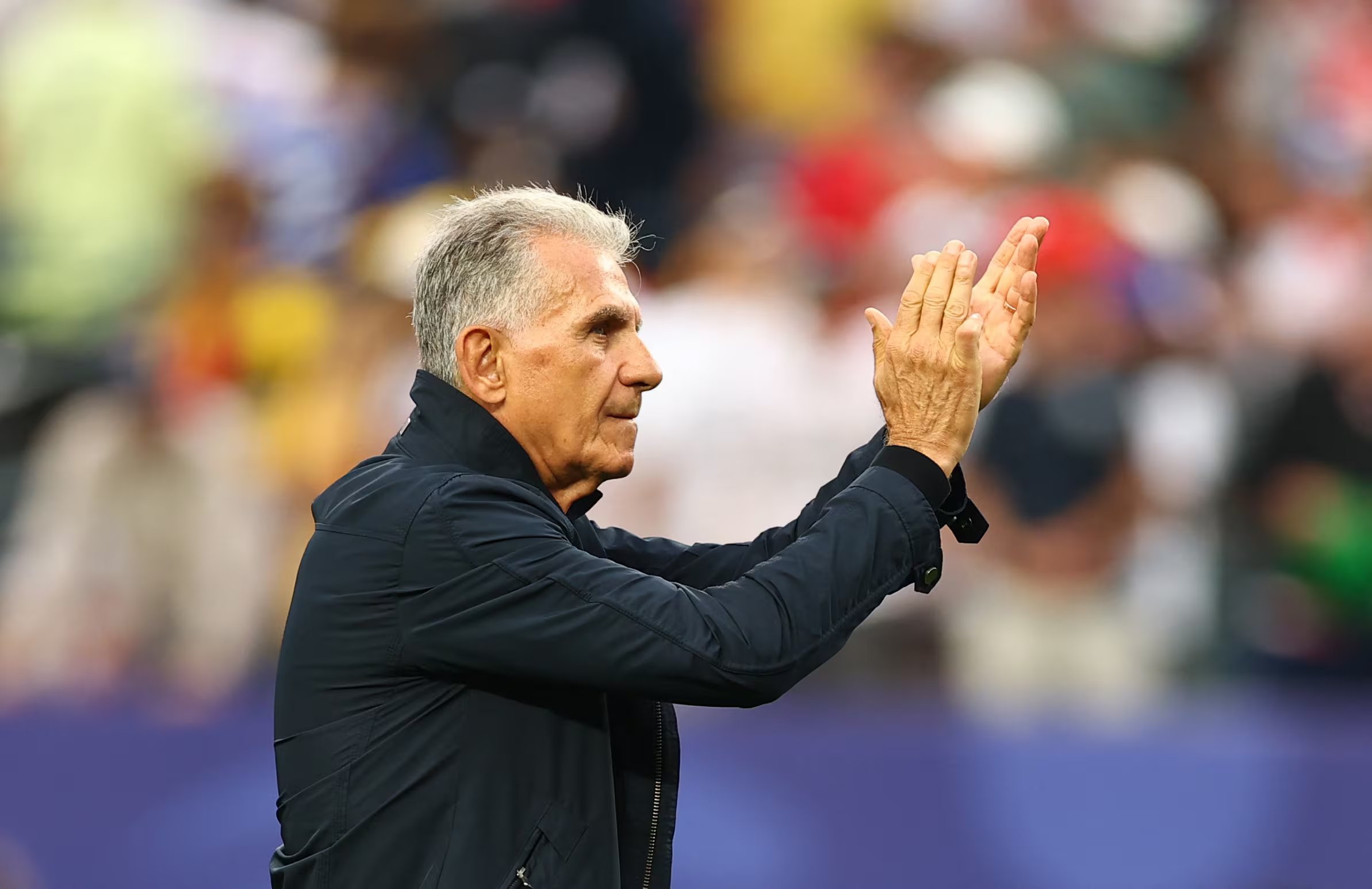 Carlos Queiroz, extécnico del combinado nacional, busca ejecutar un planteamiento ultradefensivo en el partido que se disputará el 3 de julio de 2026 - crédito Peter Cziborra/Reuters 
