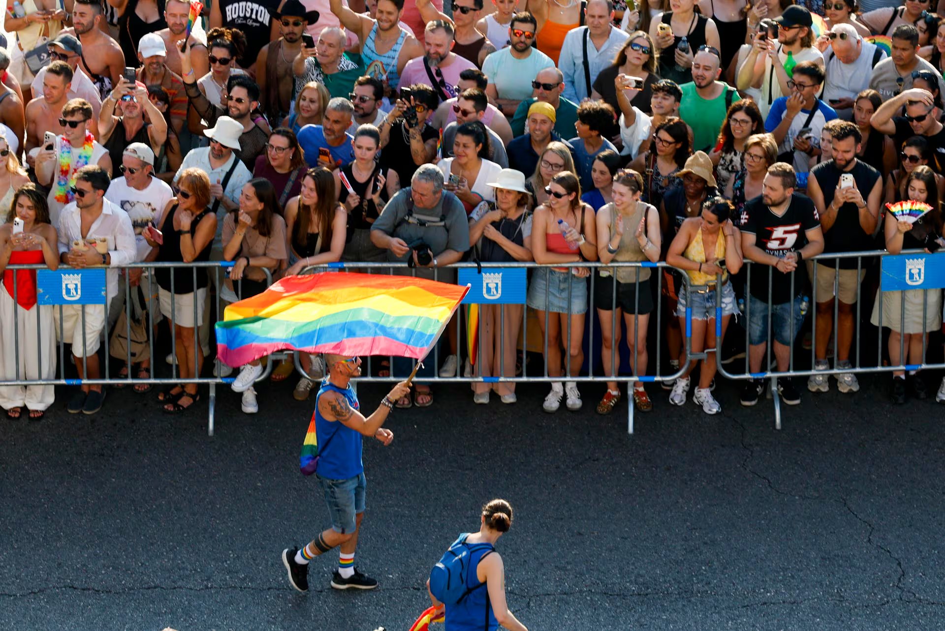 Vista de la manifestación del Orgullo 2026 en Madrid. (EFE/J.J.Guillén)