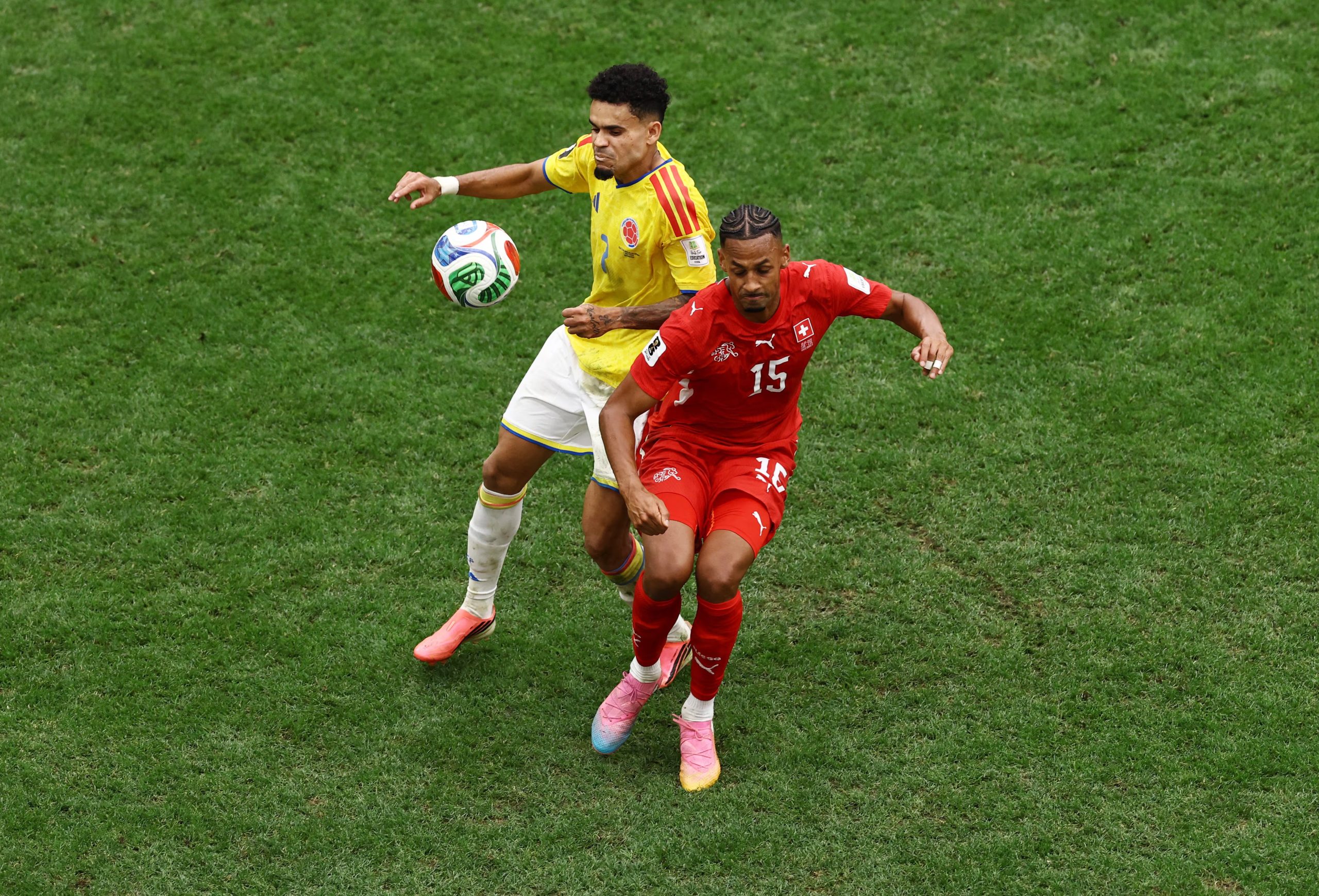 Djibril Sow reveló que Suiza no practicó los tiros del punto penal-crédito Lee Smith/REUTERS