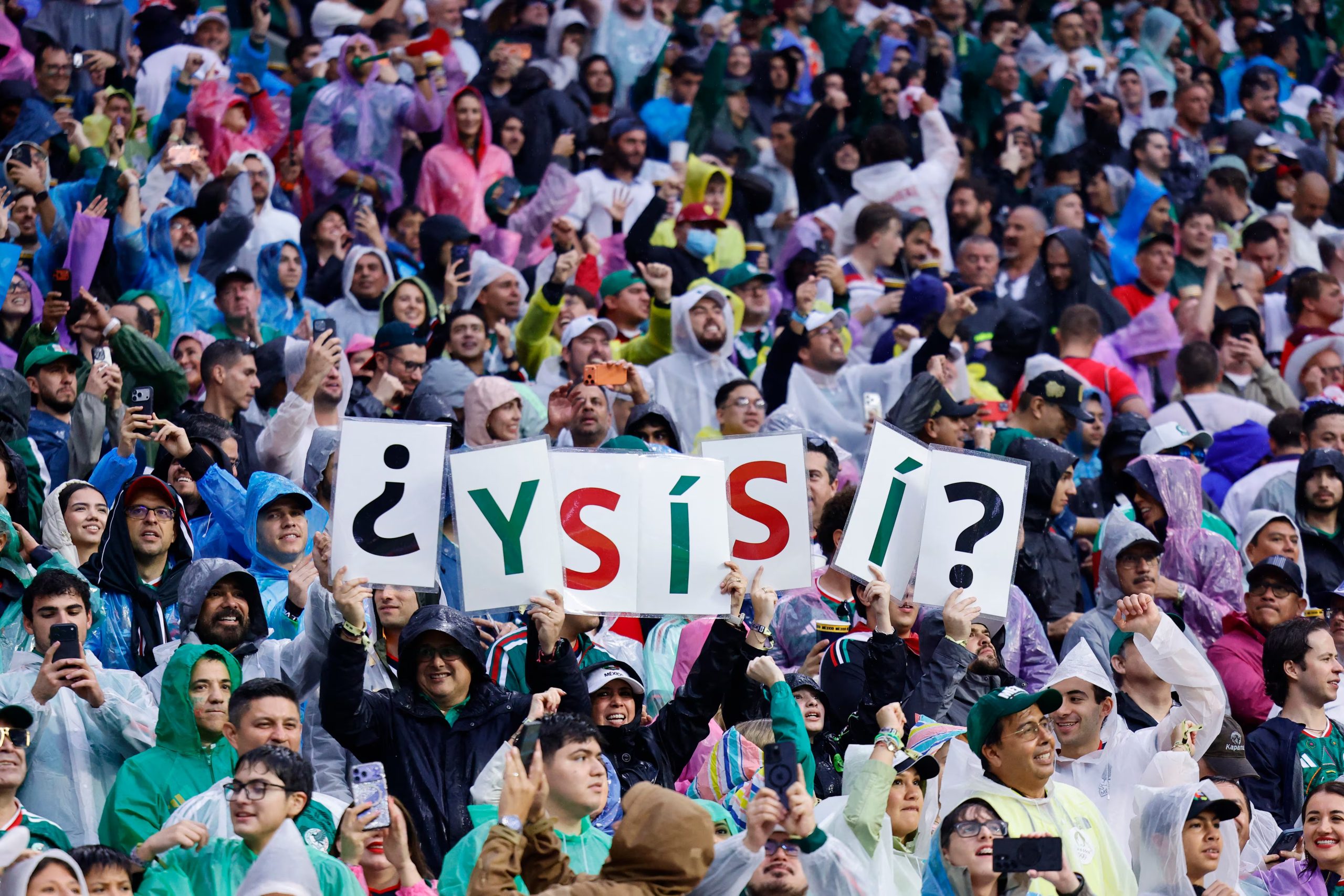 Frase que adoptó la afición mexicana durante el Mundial (Photo by Rodrigo Oropeza / AFP)