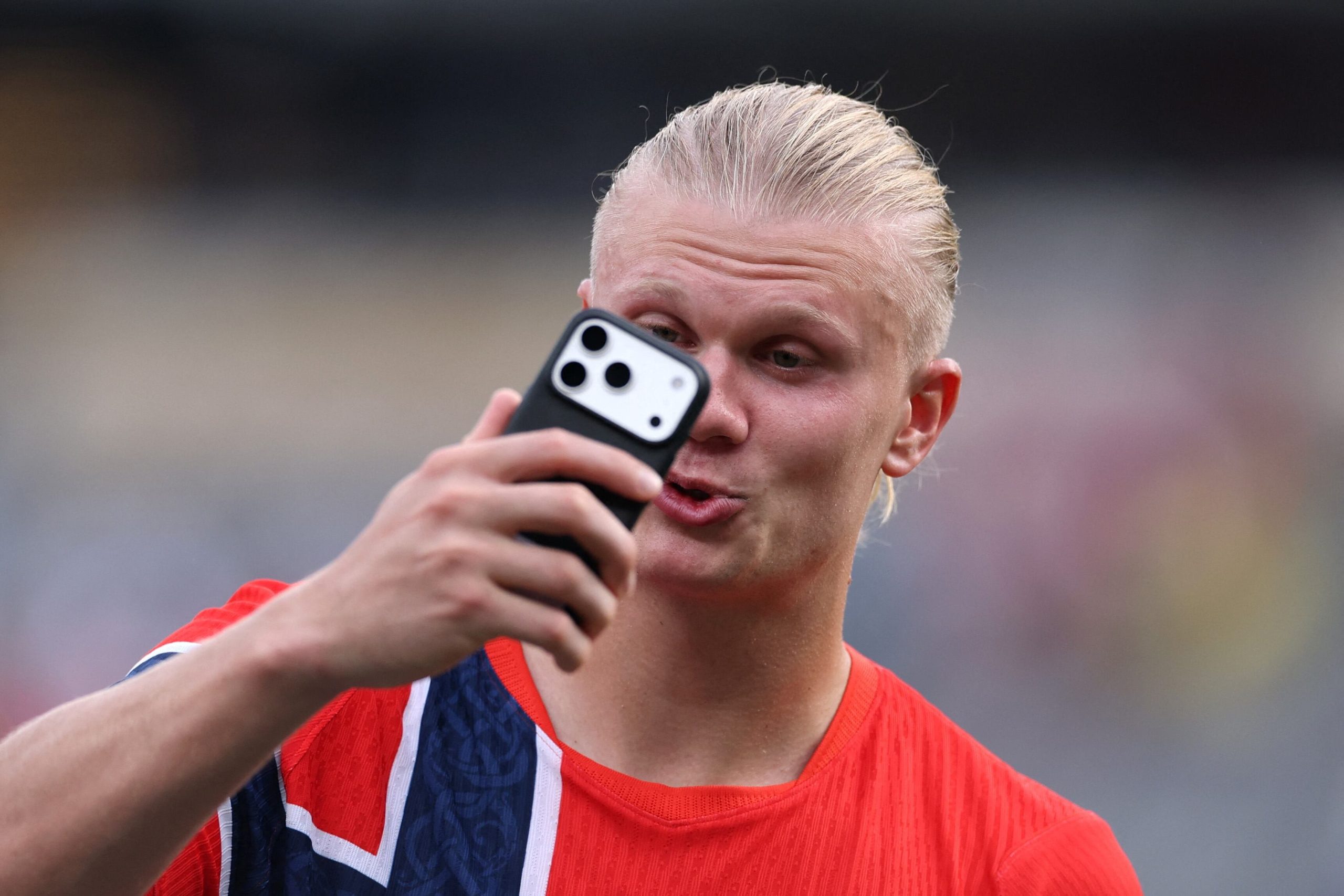 Haaland ha sido la imagen más mediática de Noruega, debido a su actitud tanto dentro como fuera de la cancha. (Infobae Centroamérica/ Justin Setterfield / GETTY IMAGES NORTH AMERICA / Getty Images via AFP)