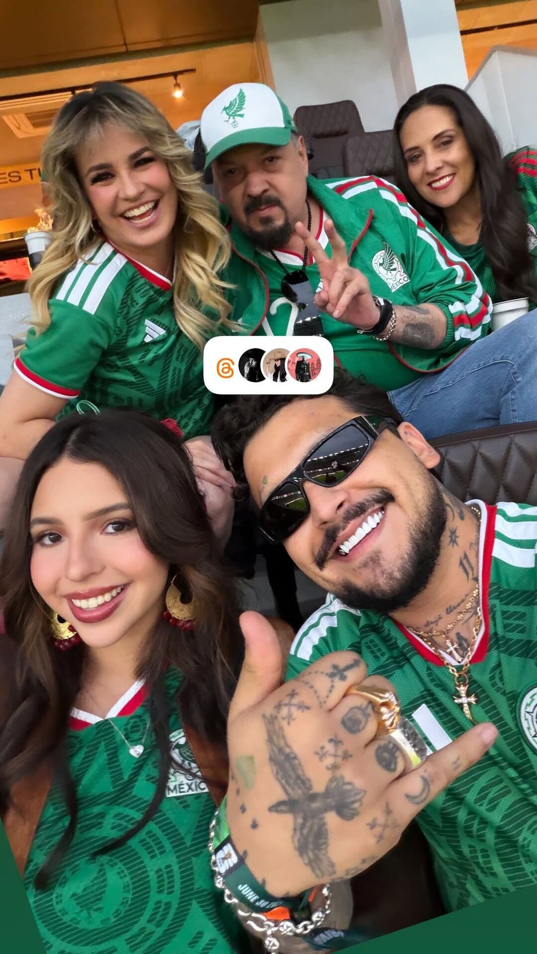 El cantante publicó un video llorando con la bandera de México tras la victoria del Tri sobre Ecuador; usuarios en redes le recordaron que nació en San Antonio, Texas, y tiene nacionalidad estadounidense. (Instagram: La Josa)