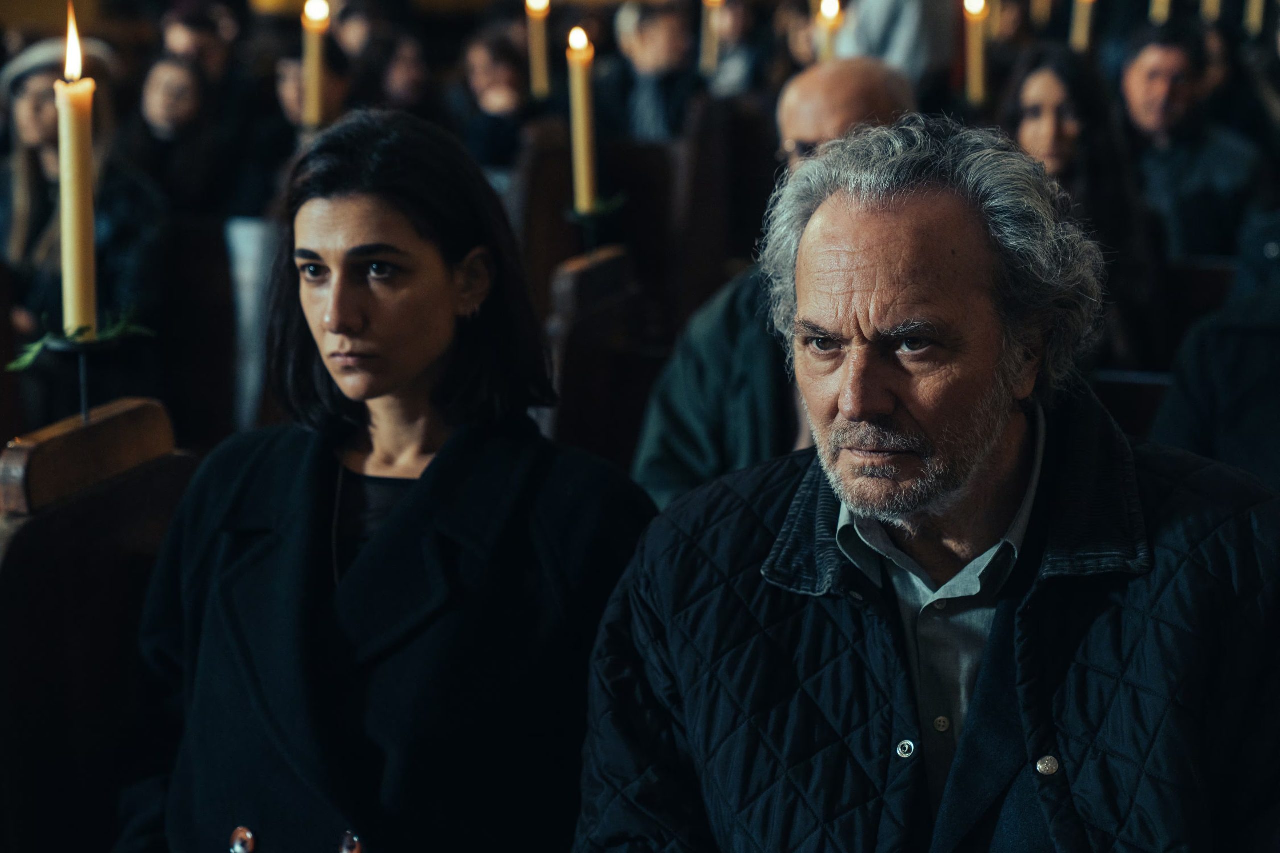 La película convierte el duelo familiar en una inquietante historia de suspenso. (Netflix)