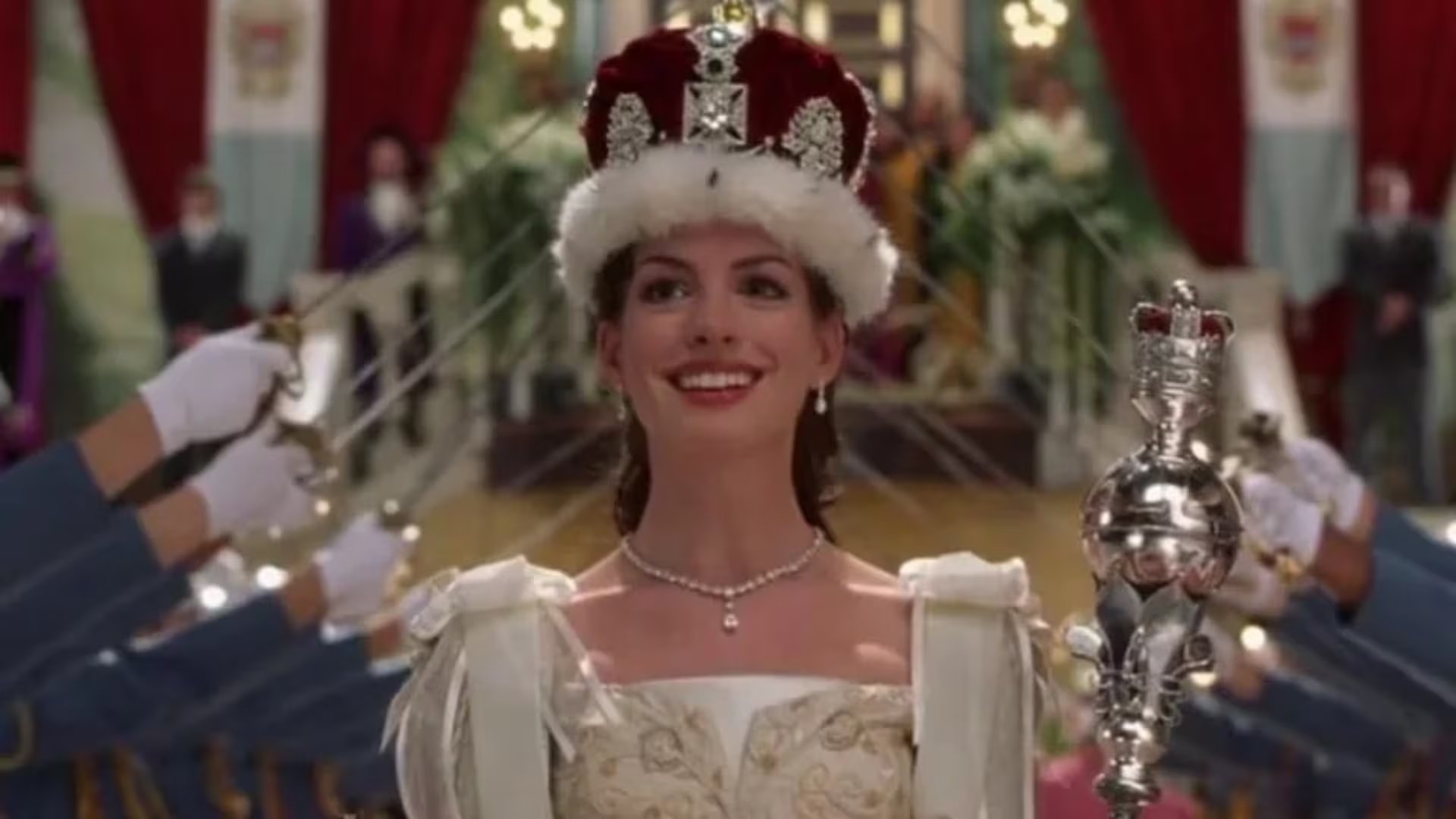 El film retomará la historia de Mia Thermopolis como reina de Genovia y contará con Anne Hathaway de vuelta en el rol protagónico (Captura de video)