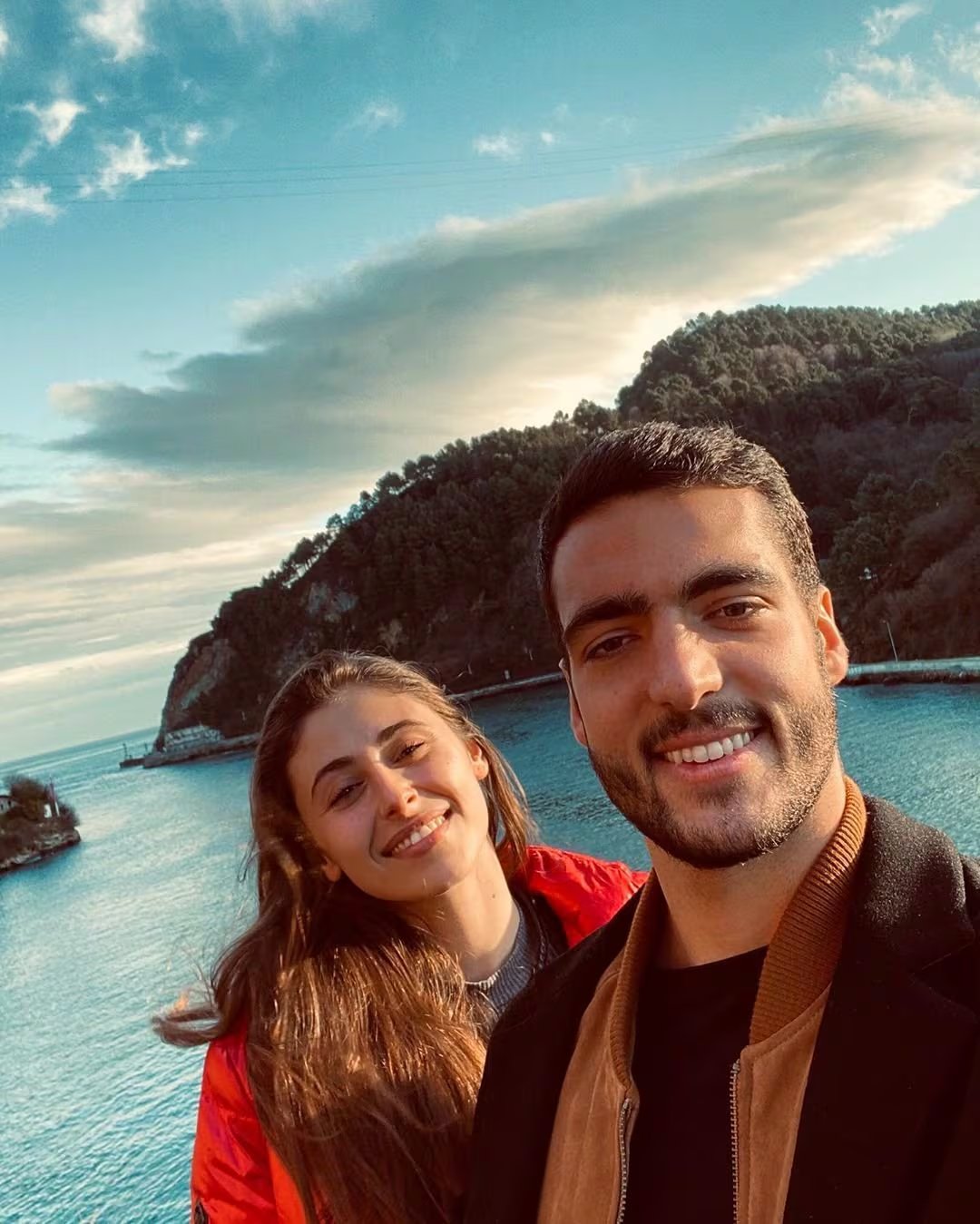 Mikel Merino y Lola Liberal (Instagram)