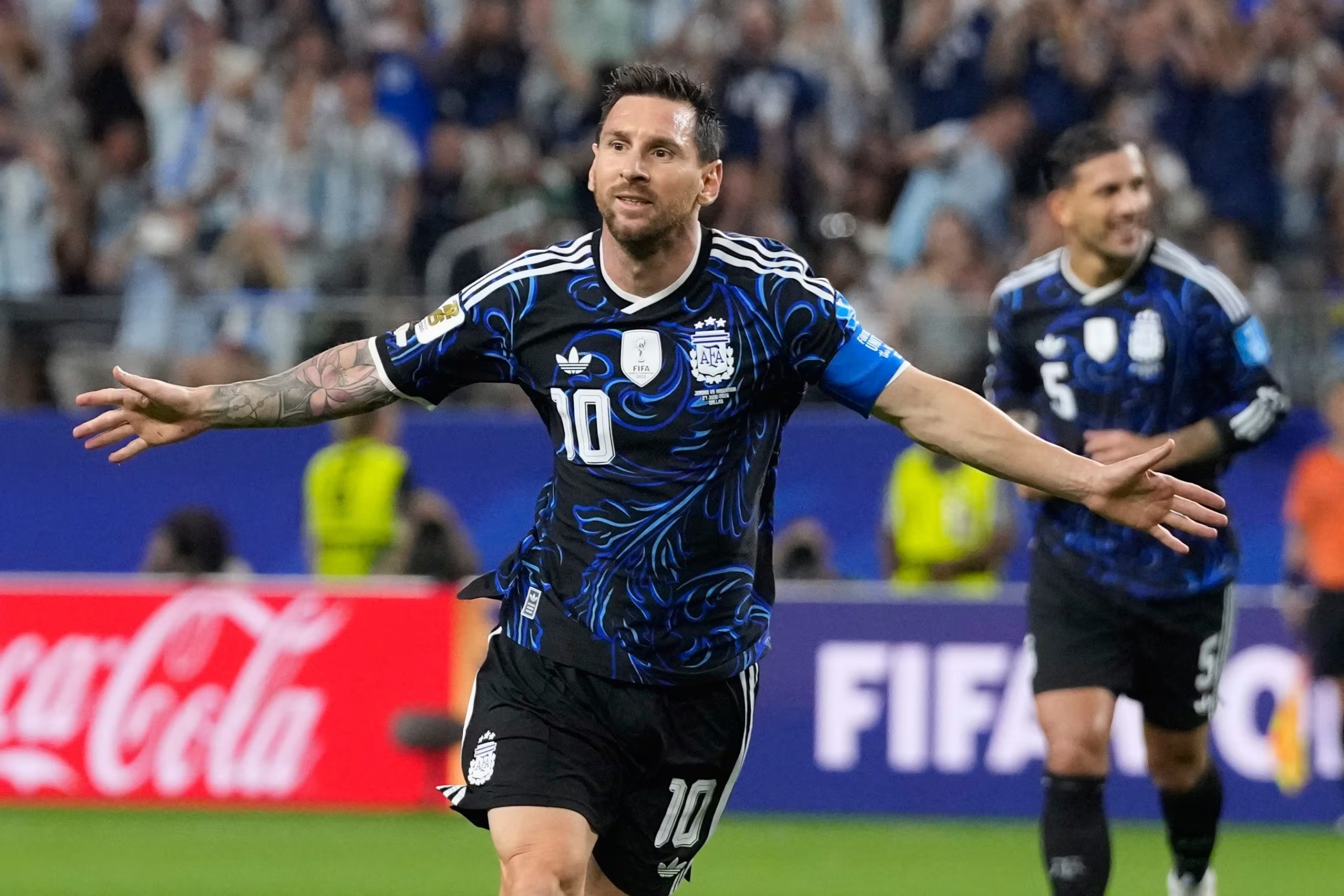 Lionel Messi, el genio argentino del que se espera que pueda frotar nuevamente la lámpara mágica en el Mundial (AP Foto/Tony Gutiérrez)