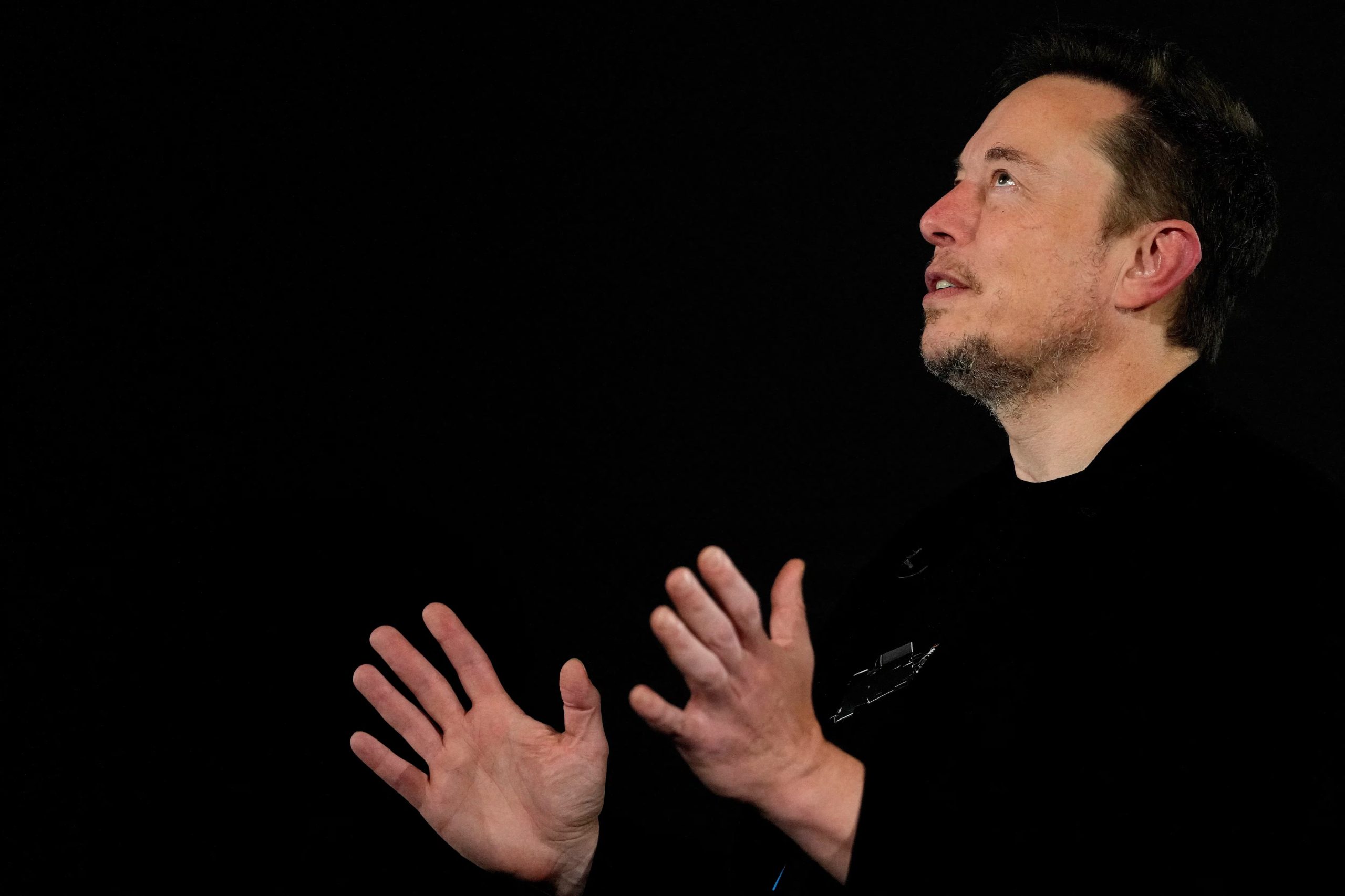 Qué implica “superar la inteligencia humana combinada”, el concepto que Musk pone en el centro del debate - Kirsty Wigglesworth/Pool via REUTERS/File Photo/File Photo