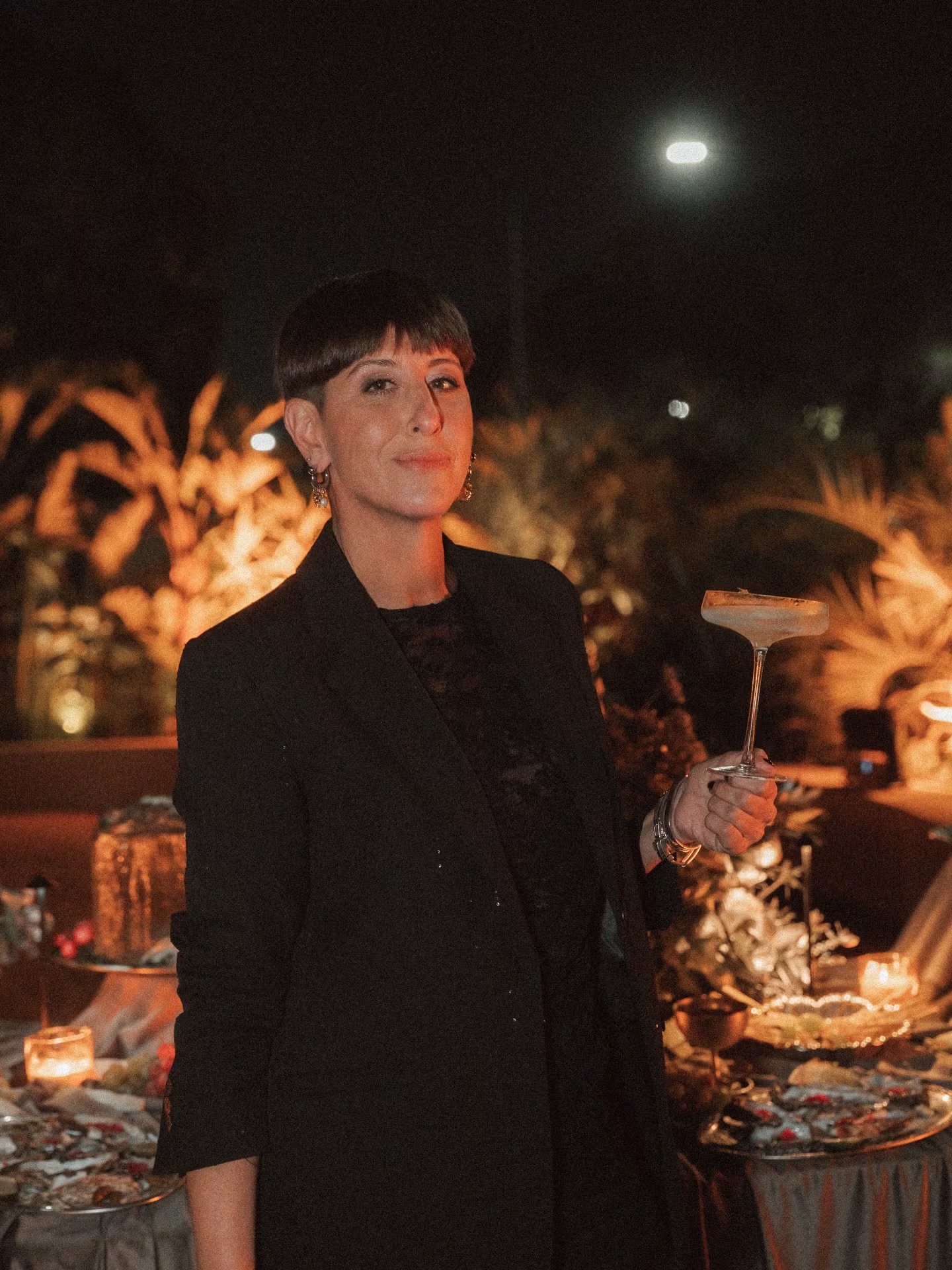 La edición 2026 del Bar World 100 destacó a Inés de los Santos como referente de la mixología argentina por su aporte creativo y profesional (@delossantosines)