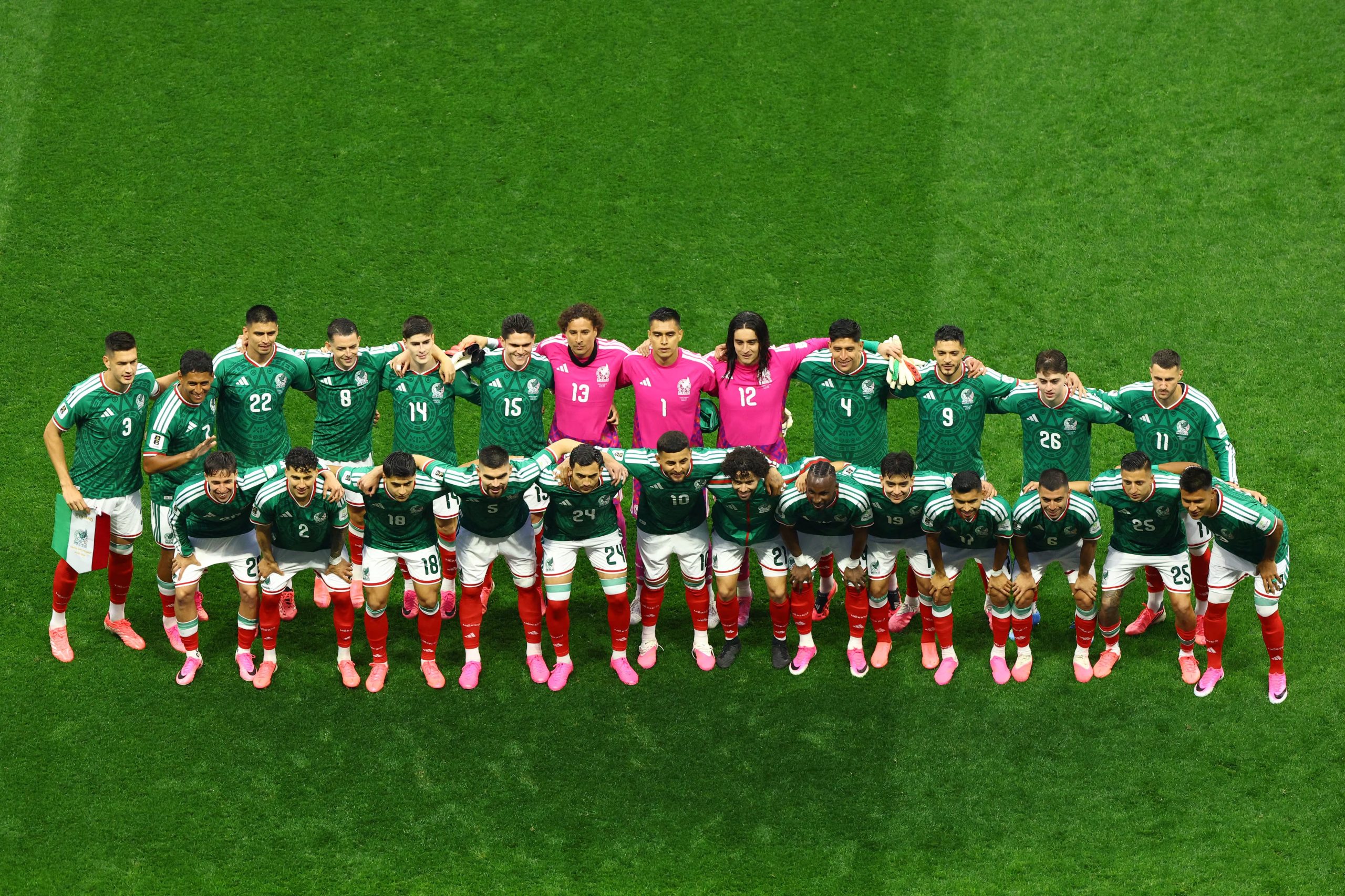 Soccer Football - FIFA World Cup 2026 - Round of 16 - Mexico v England - Estadio Azteca, Mexico City, Mexico - July 5, 2026 Mexico players pose for a team group photo before the match REUTERS/Henry Romero