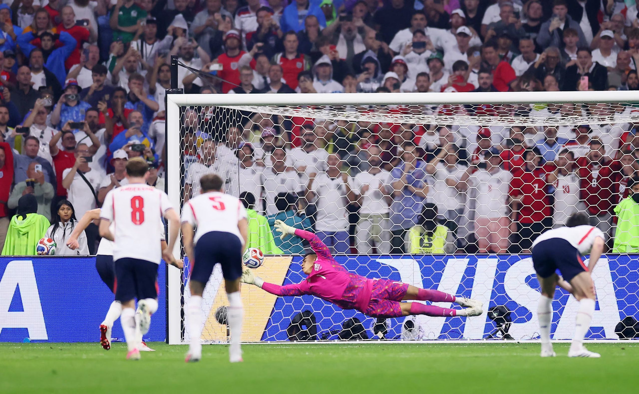 Soccer Football - FIFA World Cup 2026 - Round of 16 - Mexico v England - Estadio Azteca, Mexico City, Mexico - July 5, 2026 Mexico's Raul Rangel in action as England's Harry Kane scores their third goal from the penalty spot REUTERS/Eloisa Sanchez