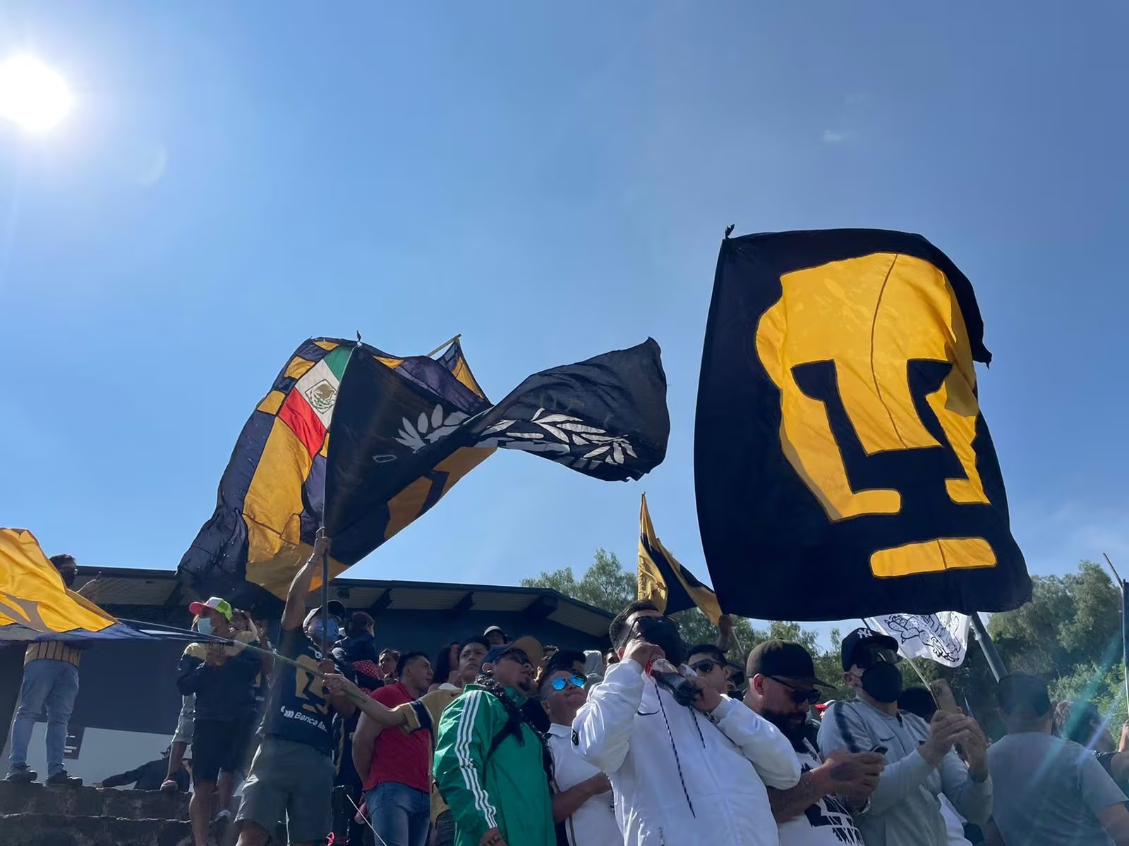 La afición mexicana se hizo sentir en la Cantera universitaria con presión y cánticos al ritmo de 