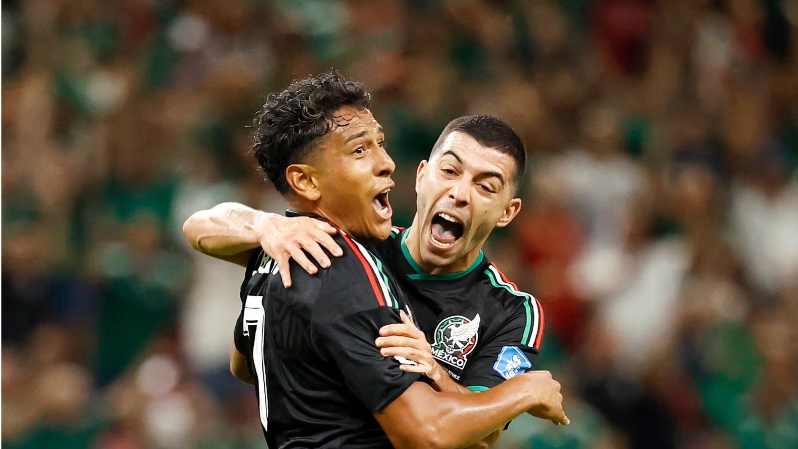 Lira busca salir a Europa. (Photo by Ulises RUIZ / AFP)