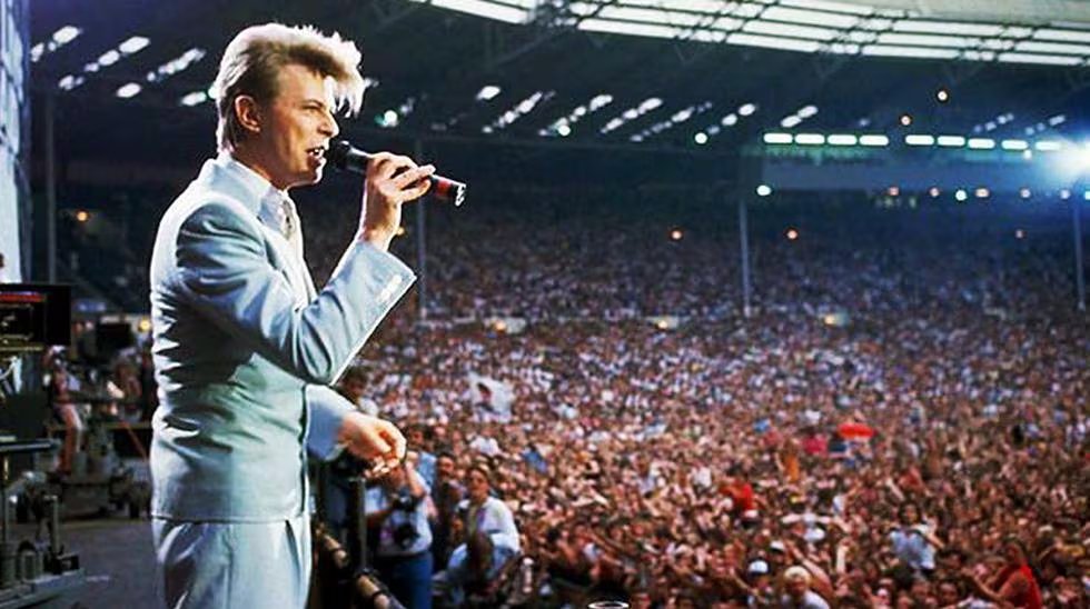 David Bowie fue parte de la presentación en Wembley, ante 72 mil personas. (foto: Feed the World)