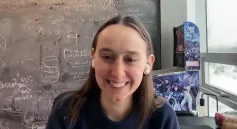 En Harvard, Sabrina González Pasterski orientó su investigación a la gravedad cuántica para unir la mecánica cuántica con la relatividad general./Archivo Familia González Pasterski