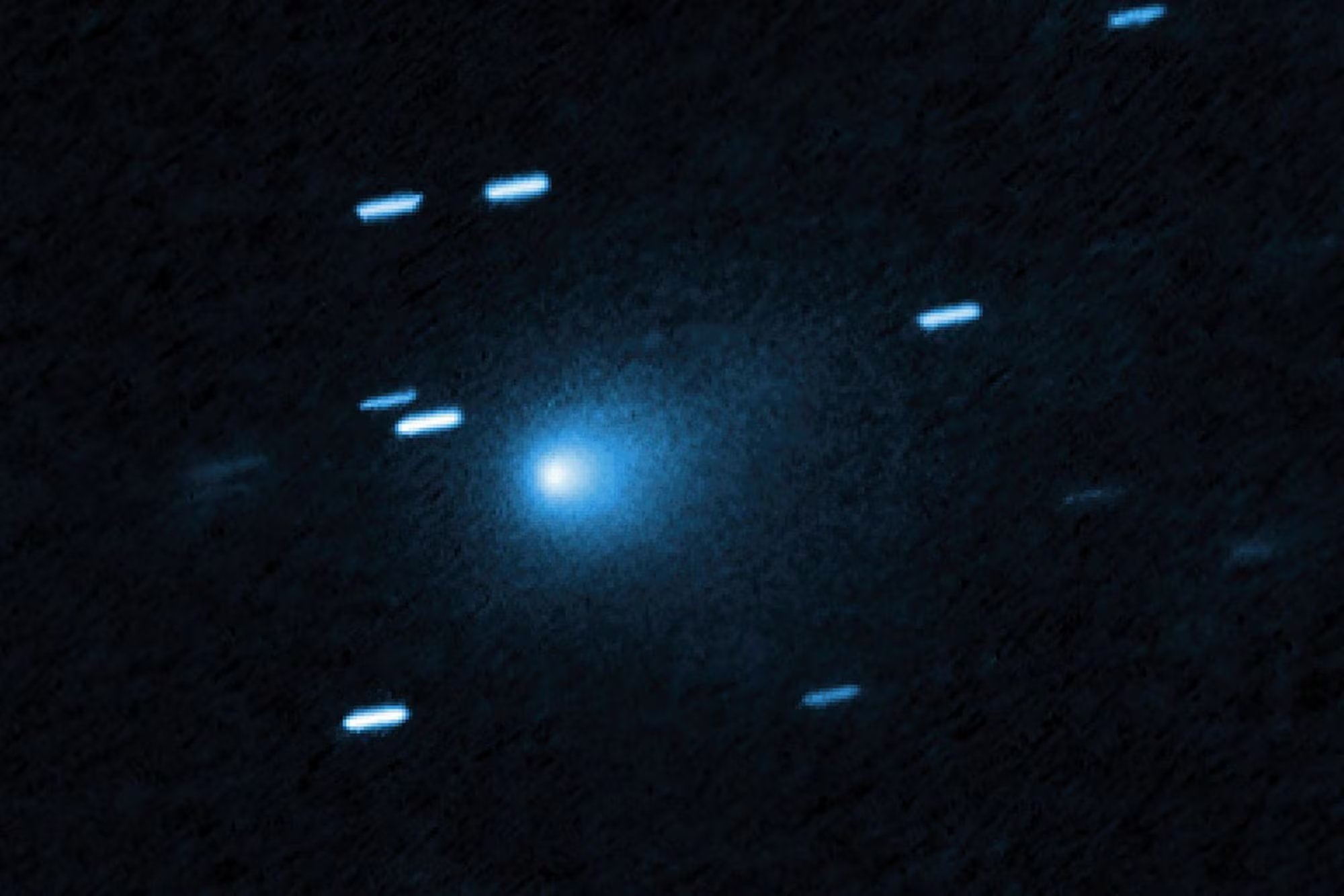 Un segundo estudio basado en observaciones del Telescopio Espacial James Webb reforzó la hipótesis sobre el origen antiguo del cometa interestelar 3I/ATLAS (REUTERS)